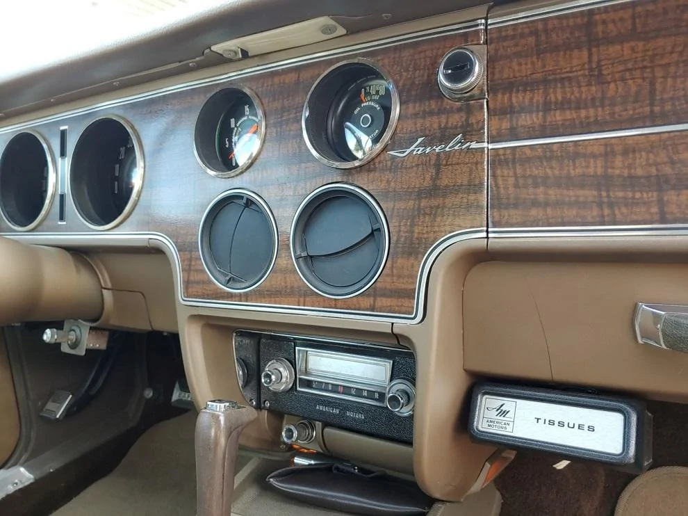 Jeep Gladiator Ordering a Base Sport, question about manual locks and windows dash-center