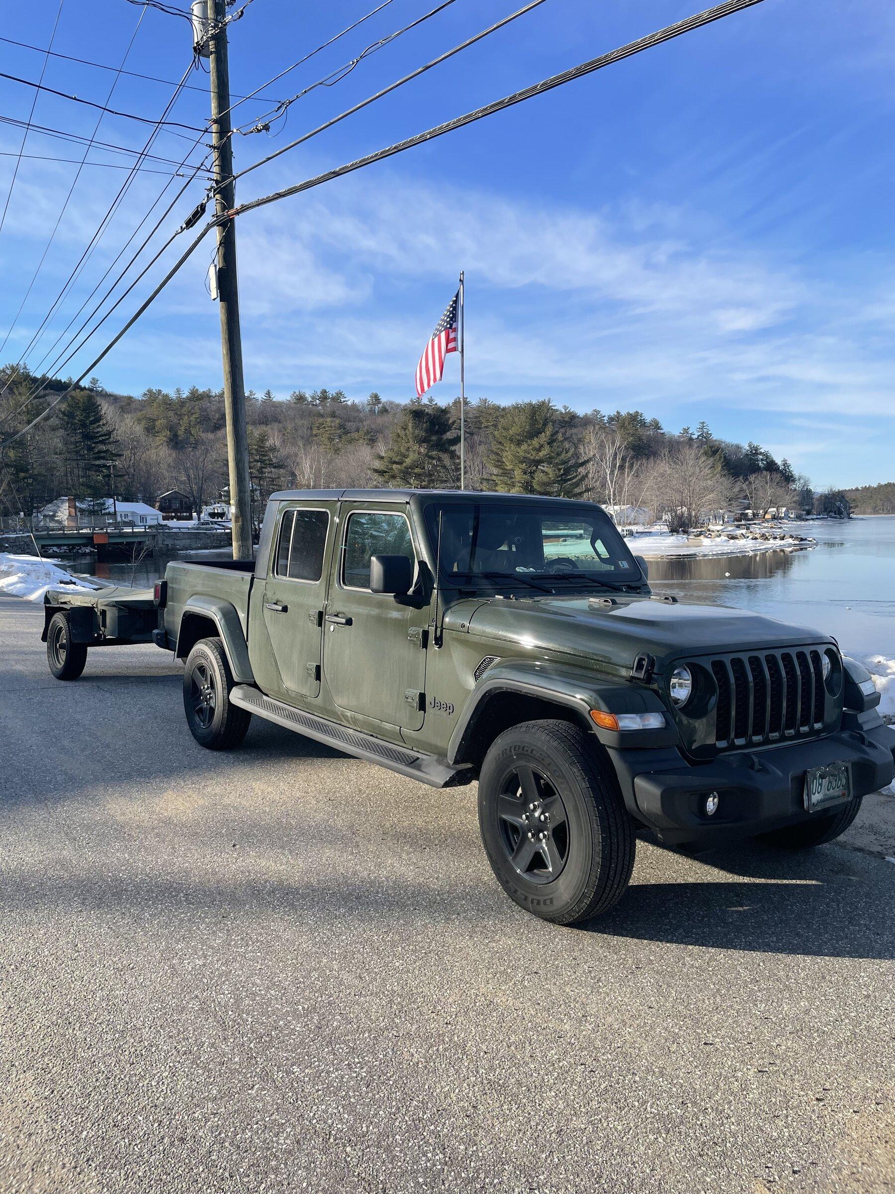 Jeep Gladiator SARGE GREEN Gladiator club 1D61E68A-EA2A-4758-B4E5-08A895E62312