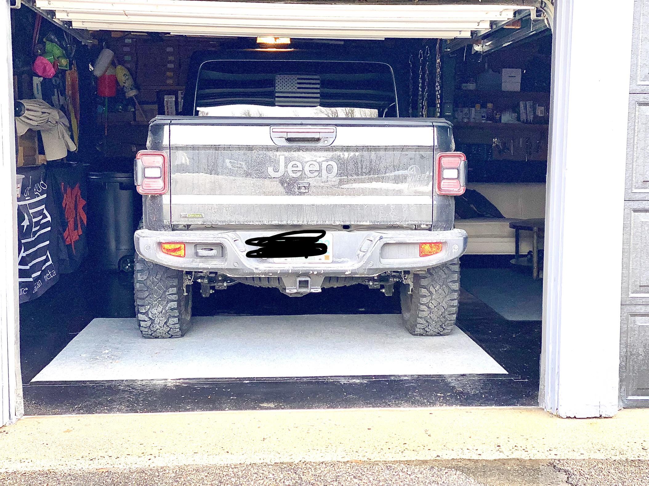 Jeep Gladiator Front/Rear Leveling Kit and Wheel Spacers Installed D6B22114-2103-48B6-A17B-D1CC1347C046