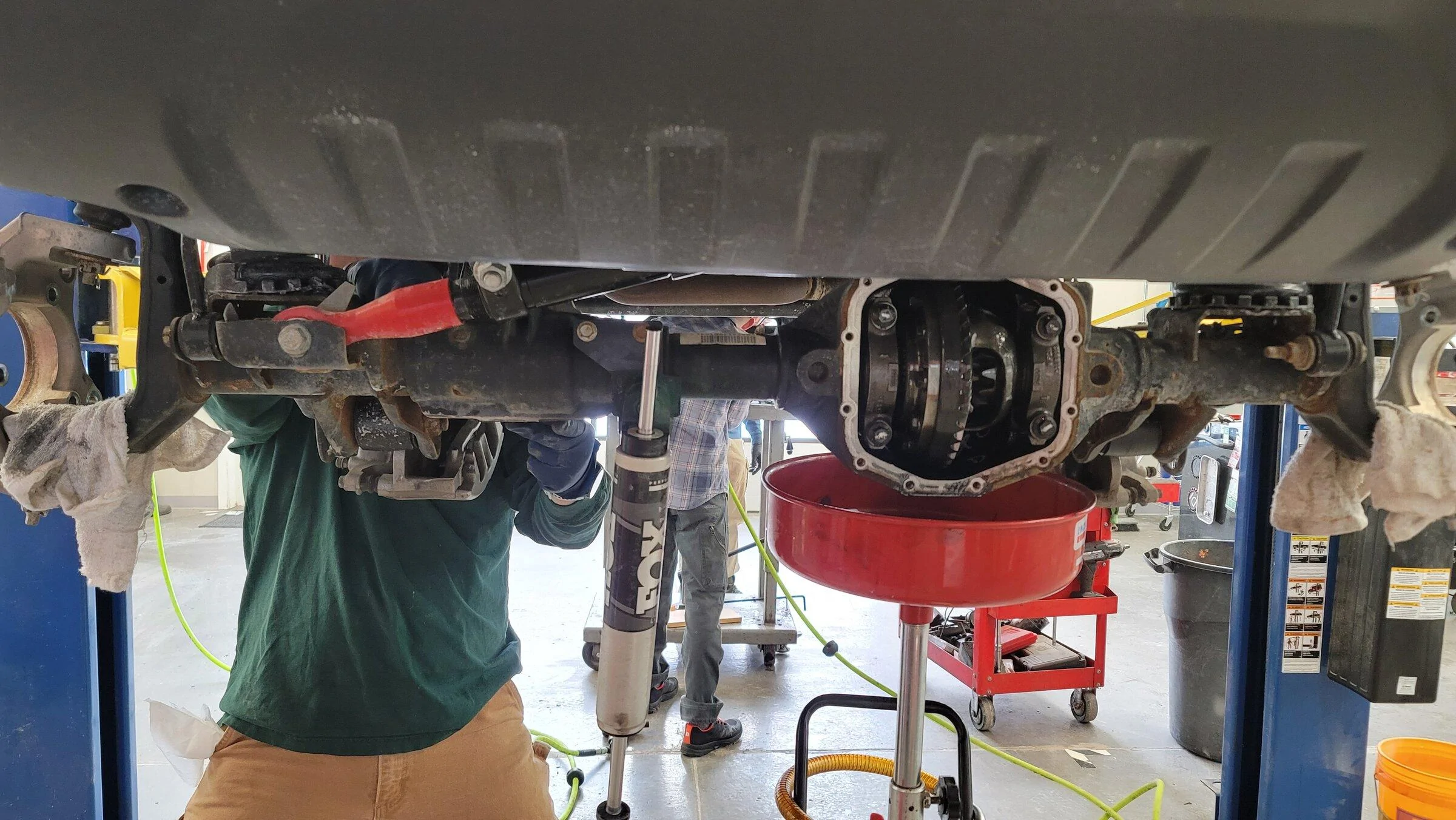 Jeep Gladiator Regaeared 3.73 to 4.56 with 35s 2022-01-08 12.27.47