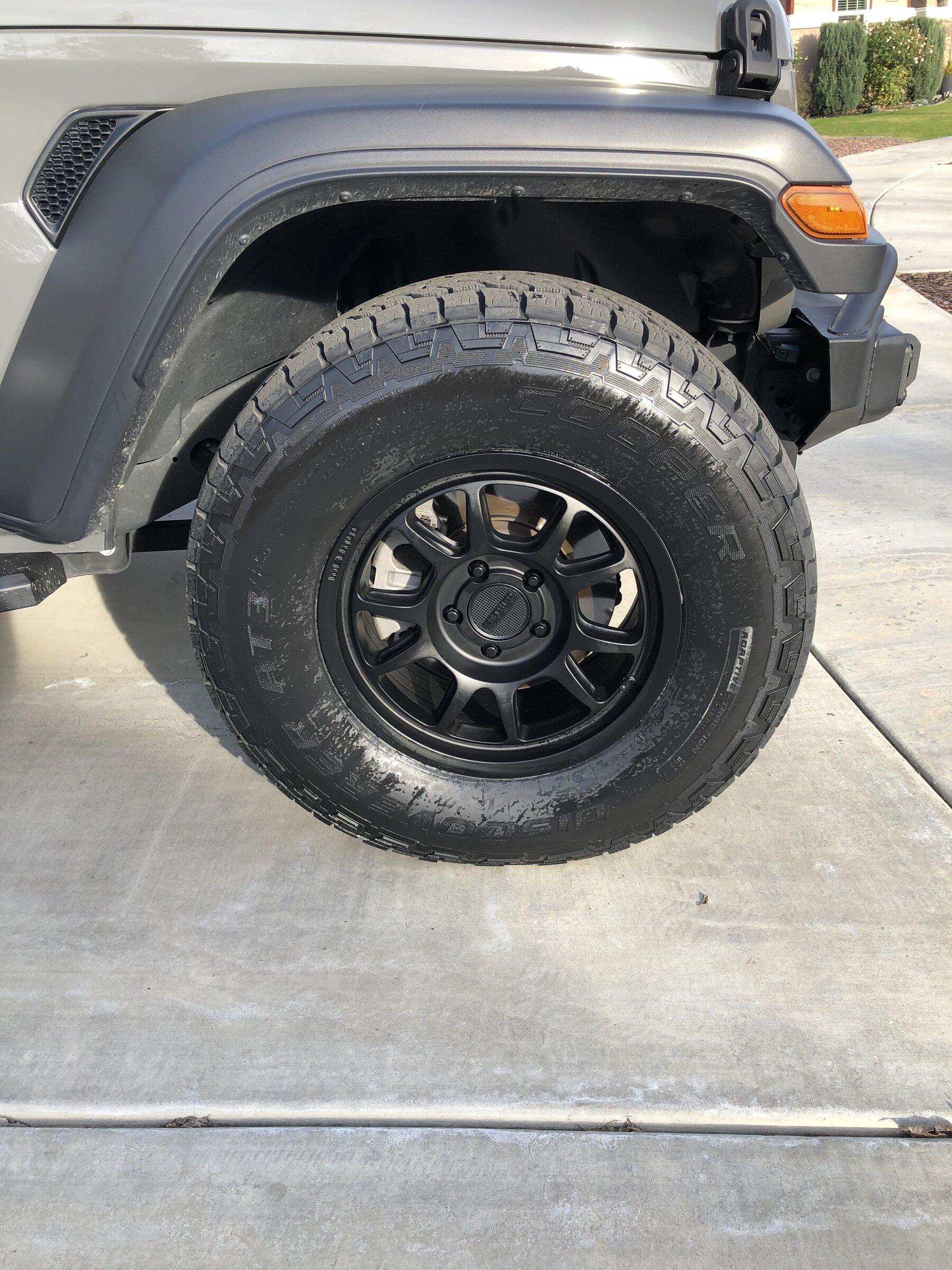 Jeep Gladiator Method Wheels MR313 or MR703? 63B9F039-B9A7-4919-825F-A506926378E6