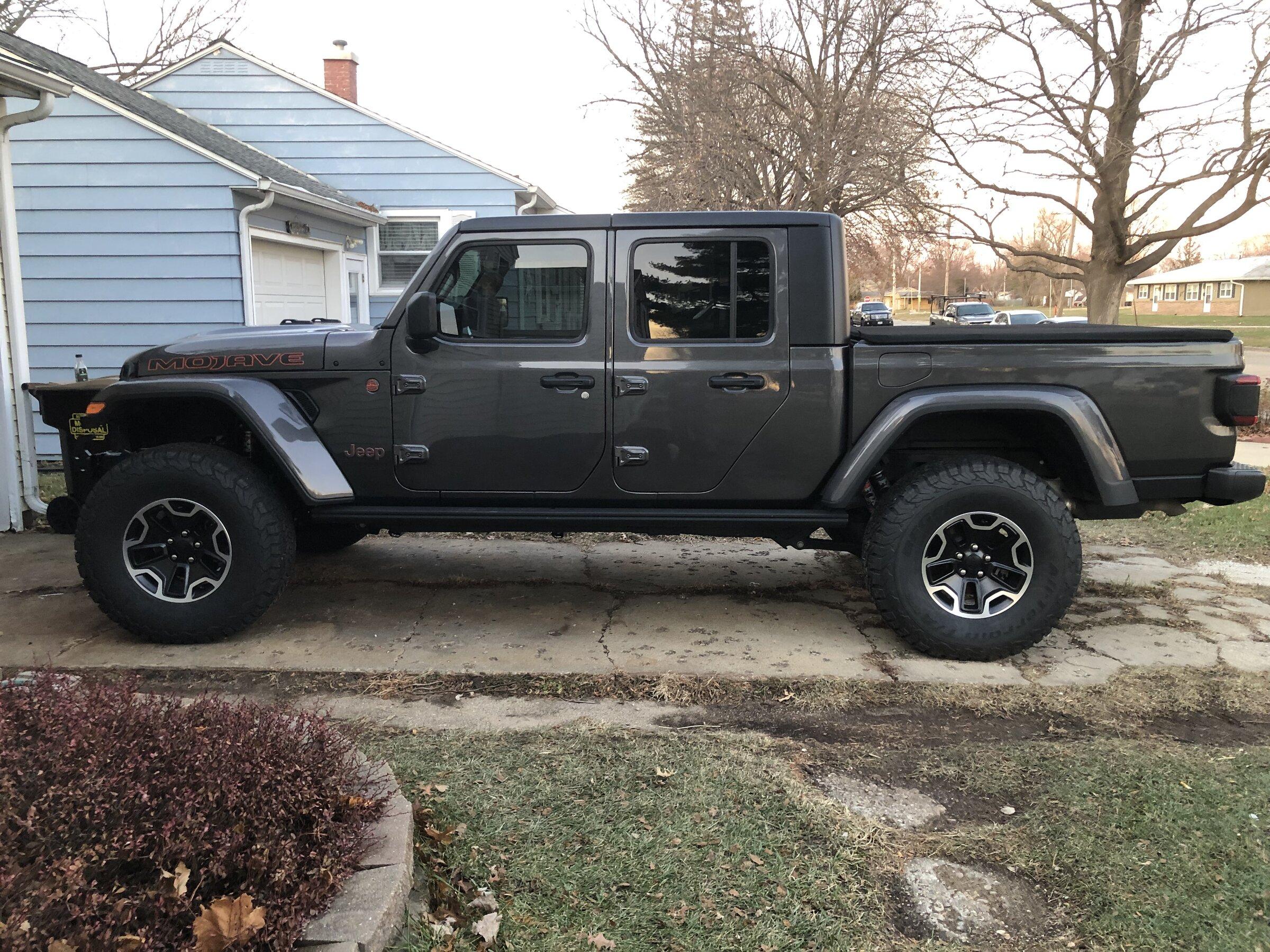 Jeep Gladiator AEV 2" spacer lift for Mojave Gladiator 35D1AAF8-A4F6-421D-85C2-C79F130B1C2D