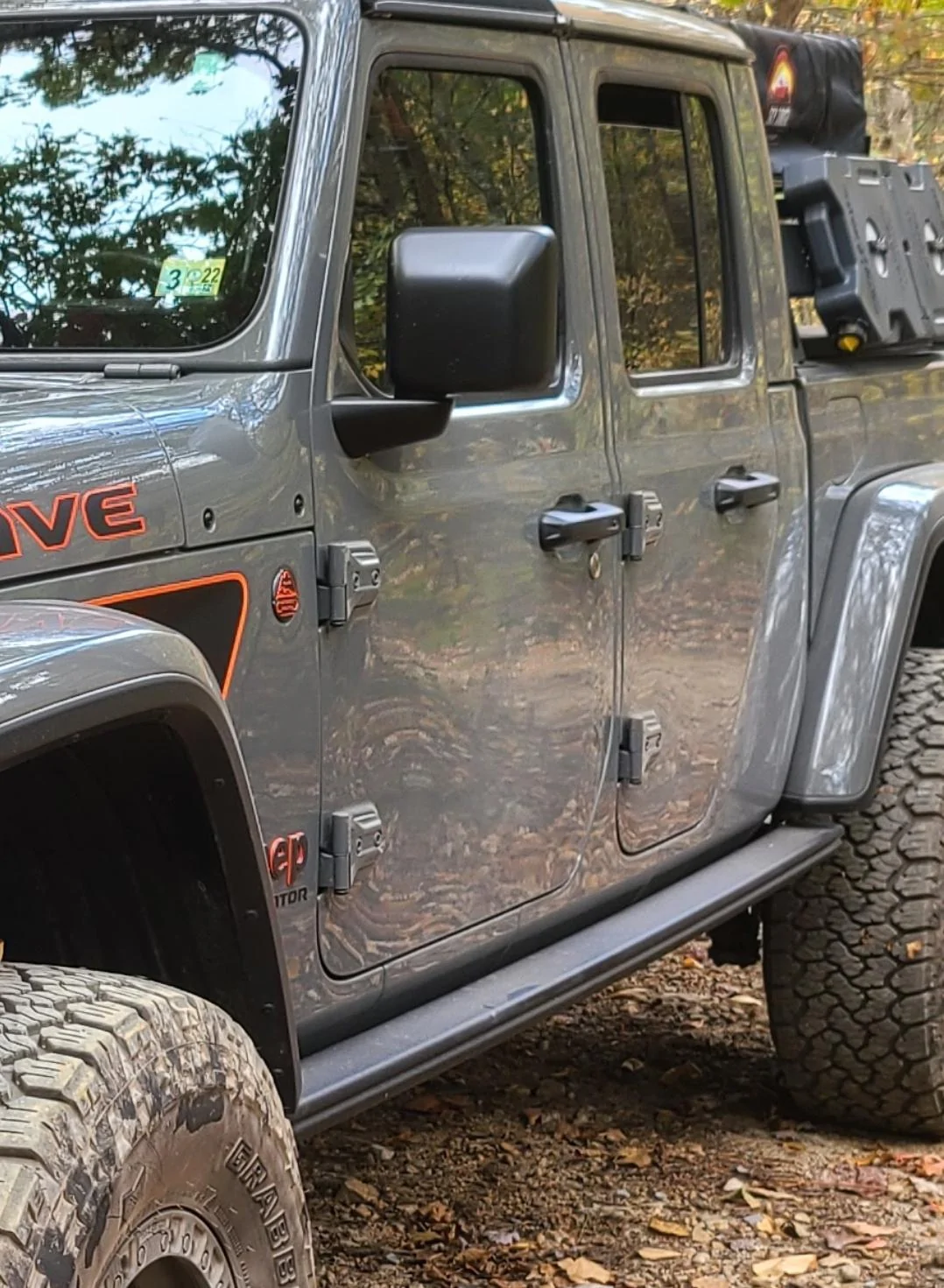 Jeep Gladiator Mojave rock rails Screenshot_20220114-084726_Gallery
