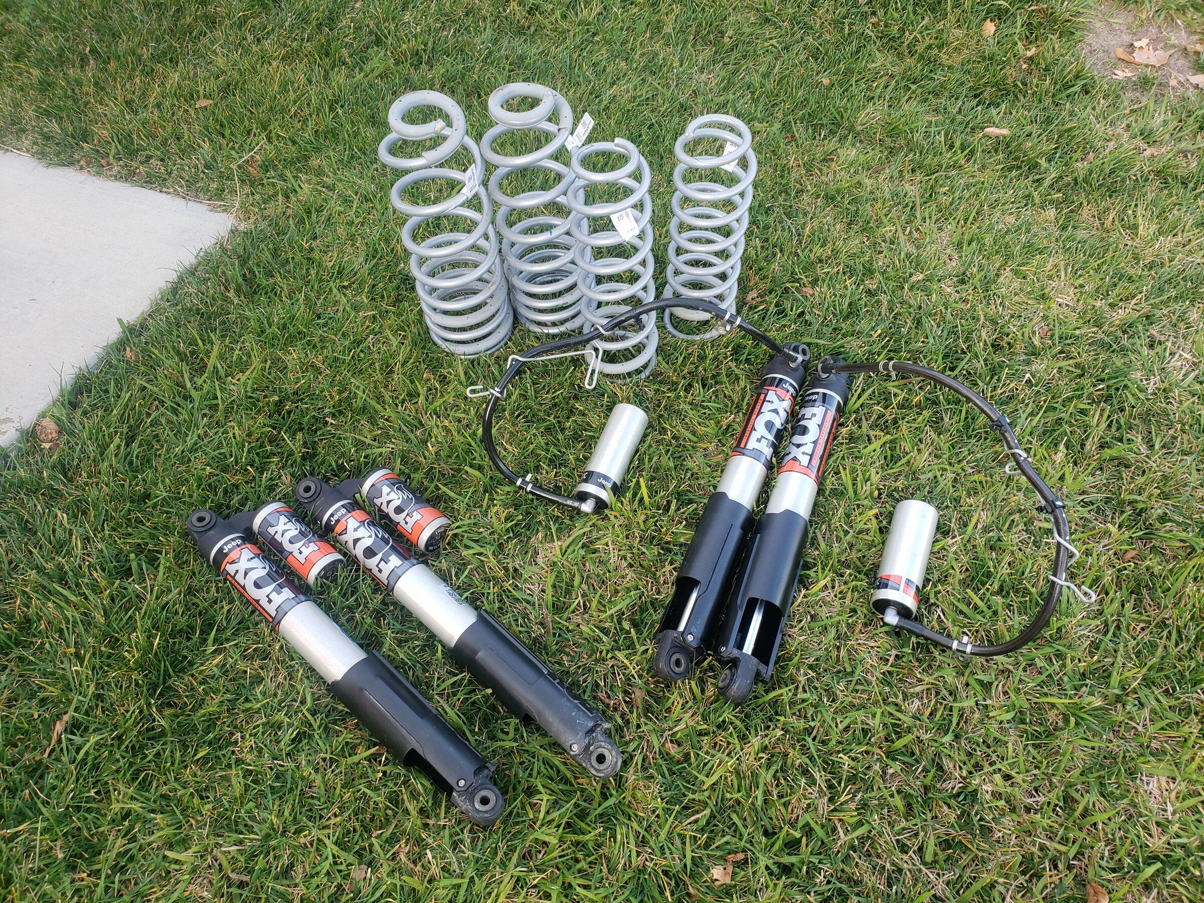 Jeep Gladiator Mojave Suspension $1500 (SoCal Pickup or Shipping) 20220114_155633[1]