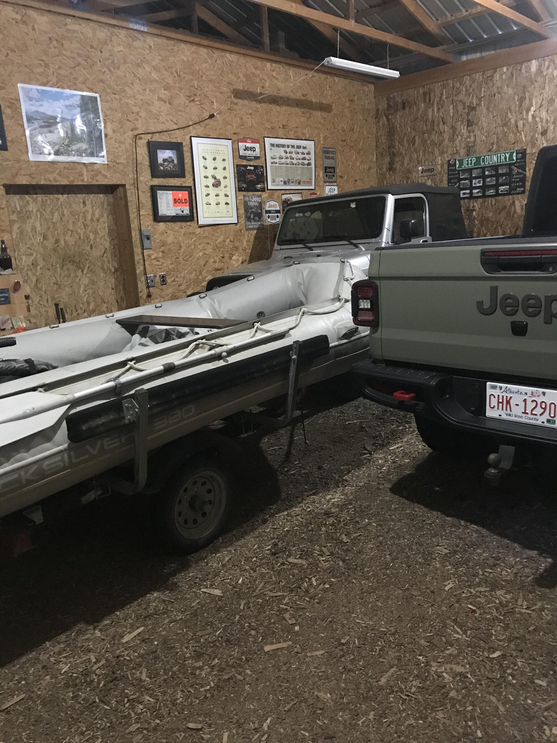 Jeep Gladiator Show Me Your Jeep Garage! FFBDAB77-7671-4574-9173-6E1C6C3ECC2E