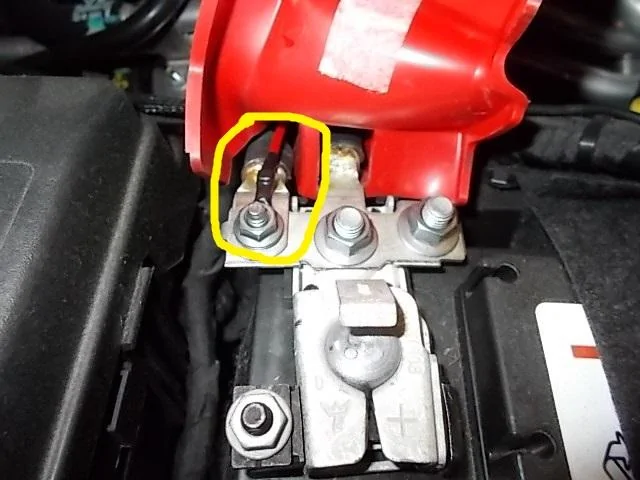Jeep Gladiator Factory Ground vs Negative Battery Terminal DSCN3879