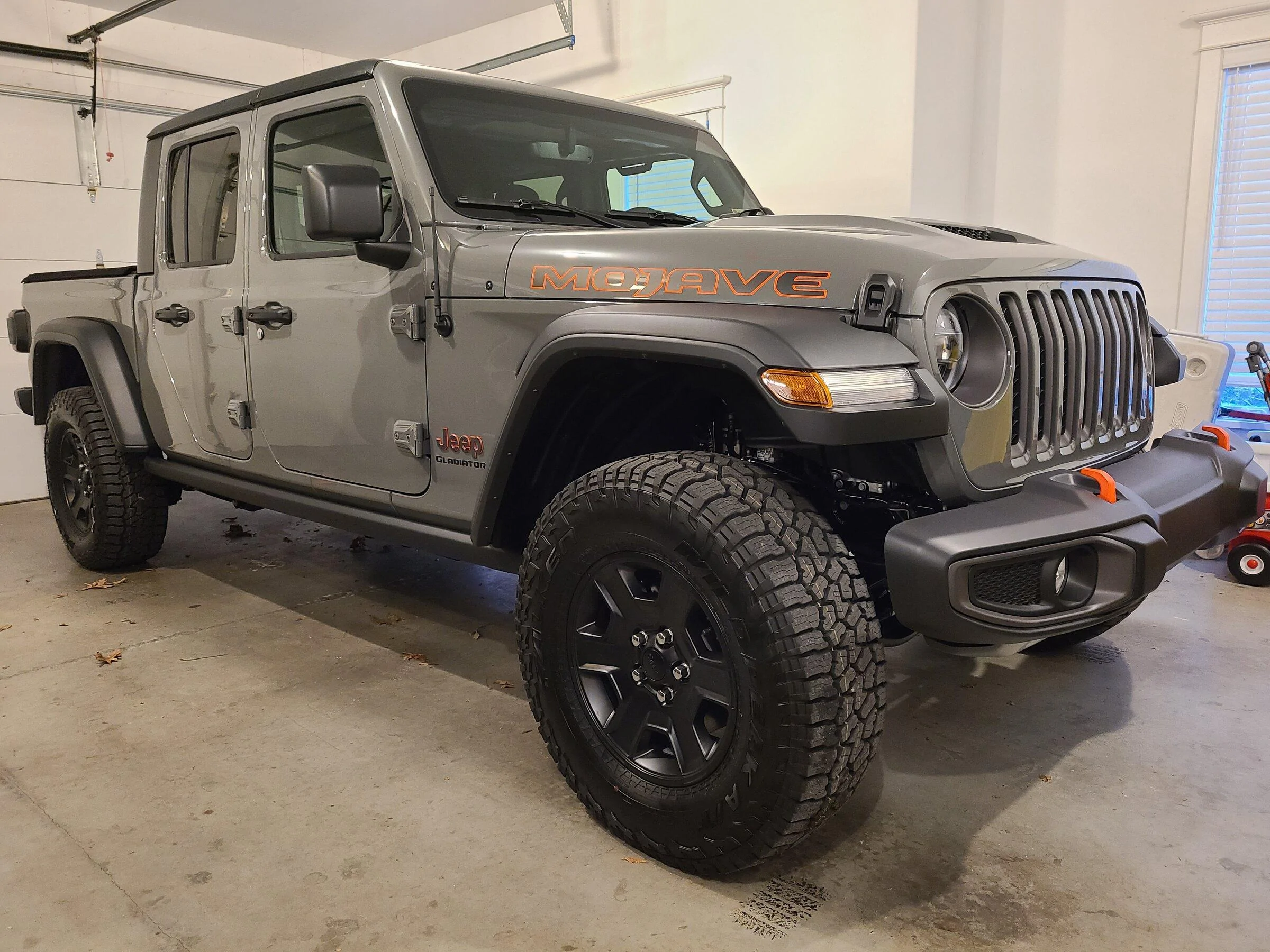 Jeep Gladiator MY22 Only - Anyone moved to D1? 20220115_165545