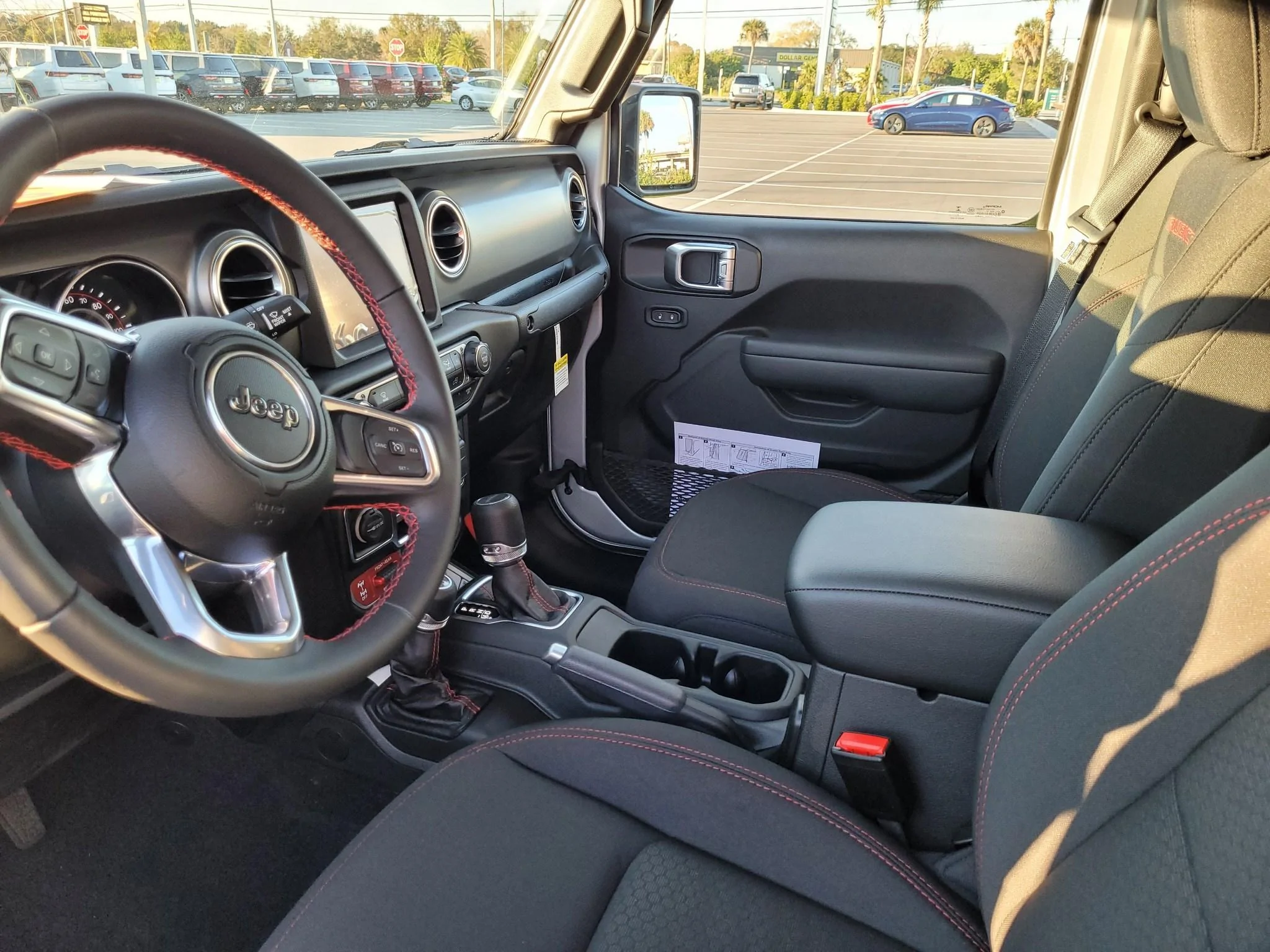 Jeep Gladiator SILVER ZYNITH Gladiator JT Club AE7E94AF-A3D1-4976-8016-1E0181B41FC8