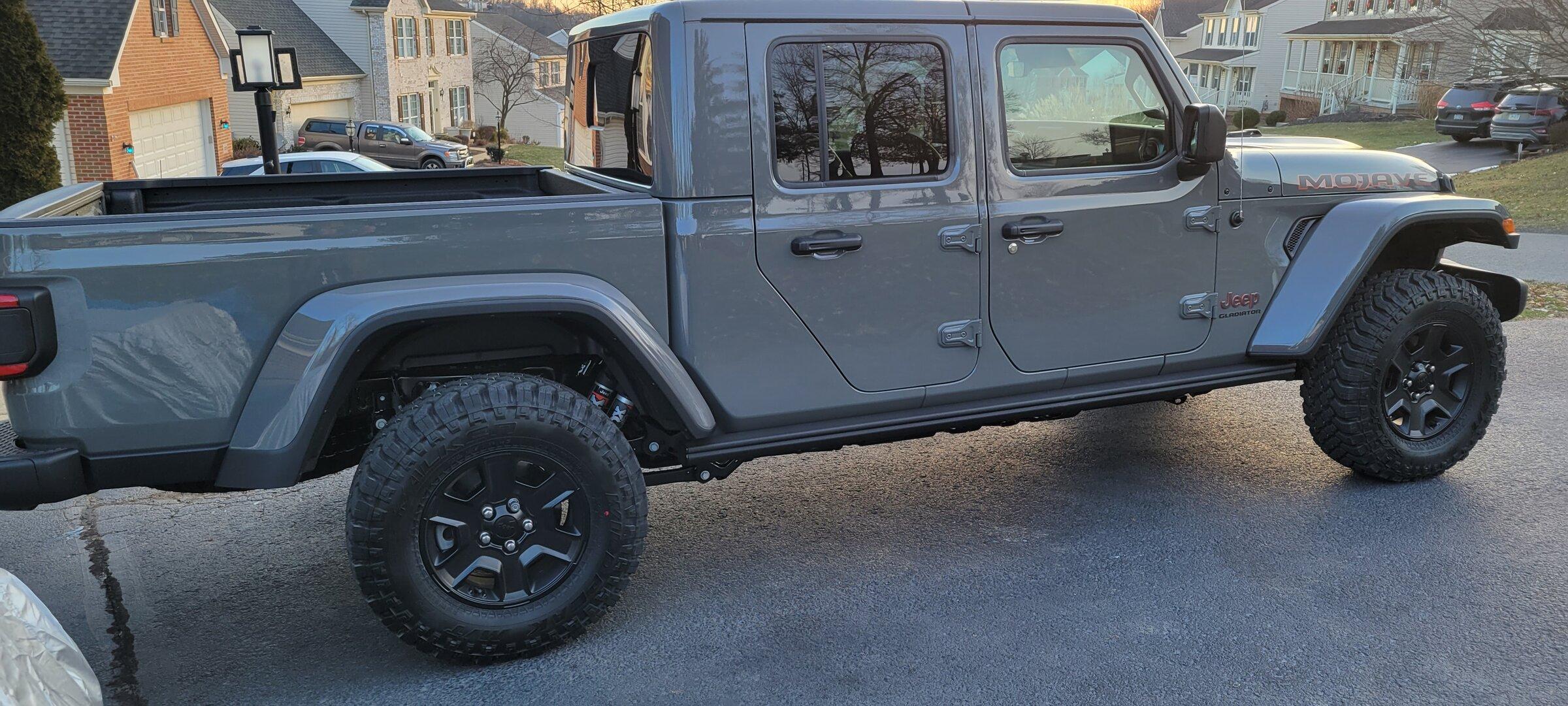 Jeep Gladiator MY22 Only - Anyone moved to D1? 20220116_080920