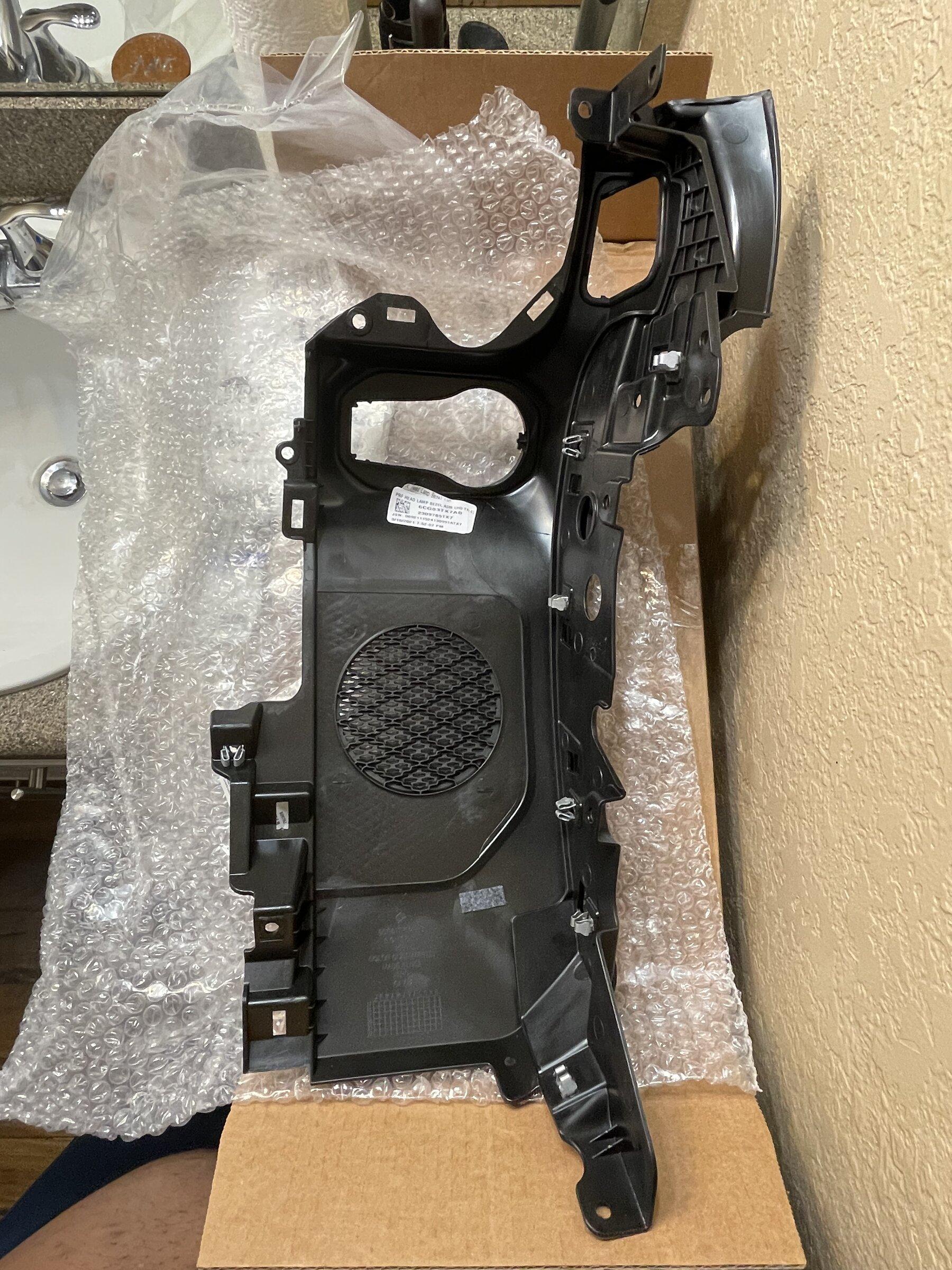 Jeep Gladiator 2021 OEM Parts For Sale B649137D-12B3-4E67-8F3A-CE17191A90C0