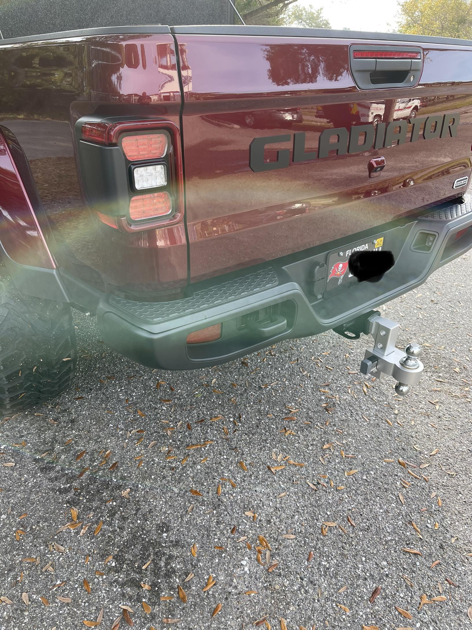 Jeep Gladiator 2021 OEM Parts For Sale 8C361754-037F-4848-AFEE-97AECD58AF73