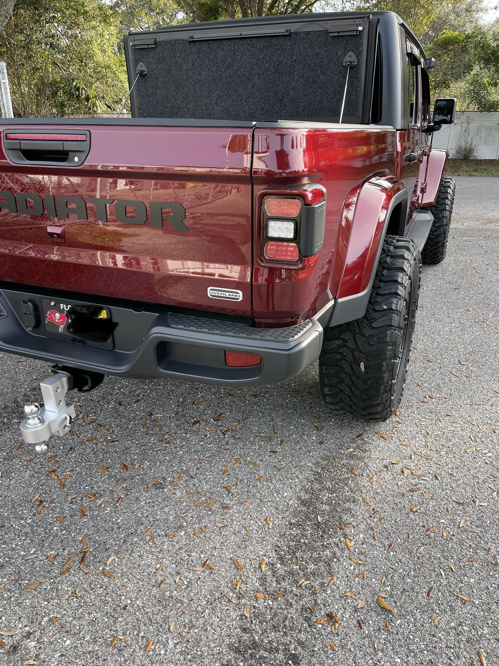 Jeep Gladiator 2021 OEM Parts For Sale 17B2C477-F95A-4D35-8A53-743658F723E5