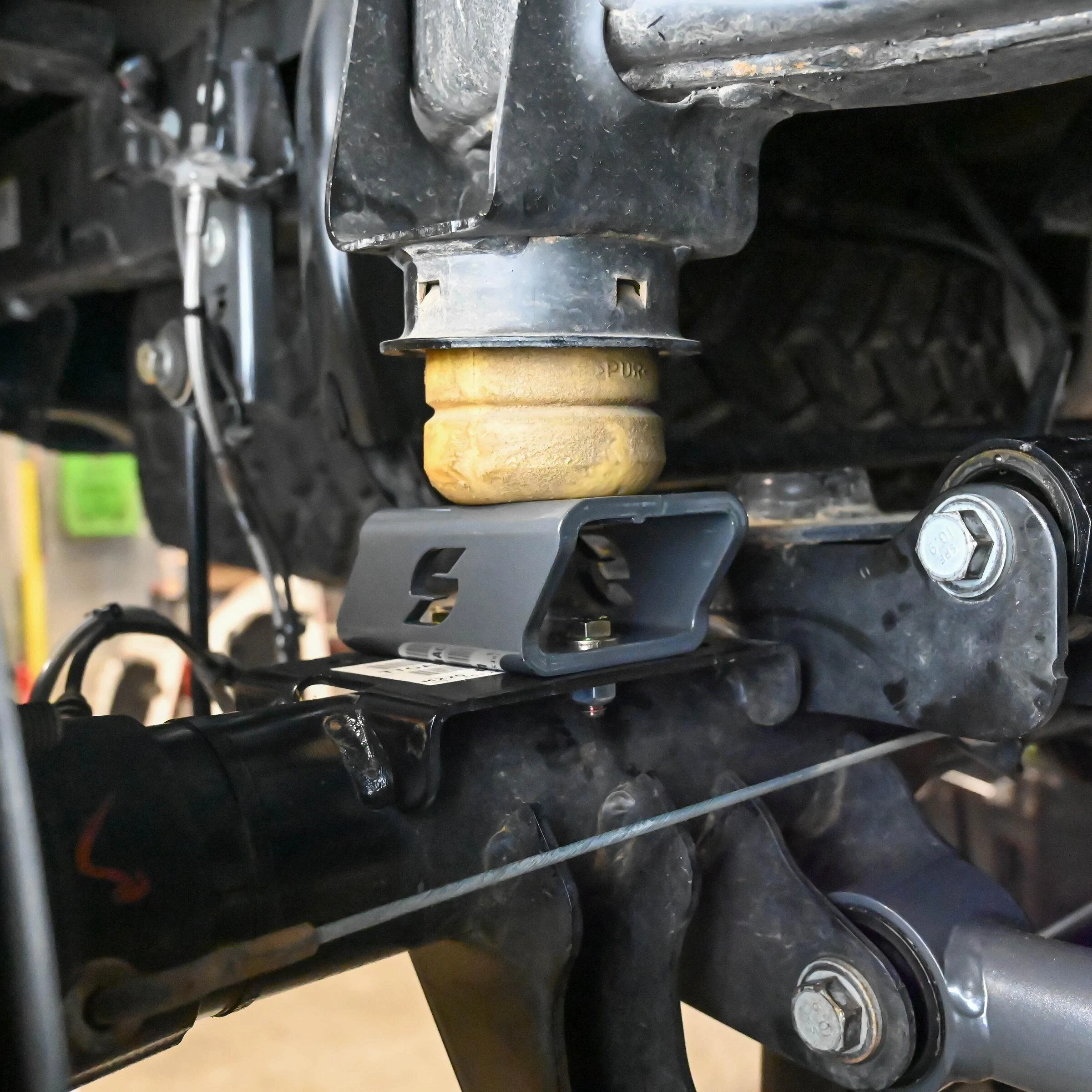 Jeep Gladiator Airbags - Firestone vs Airlift? DSC_3568