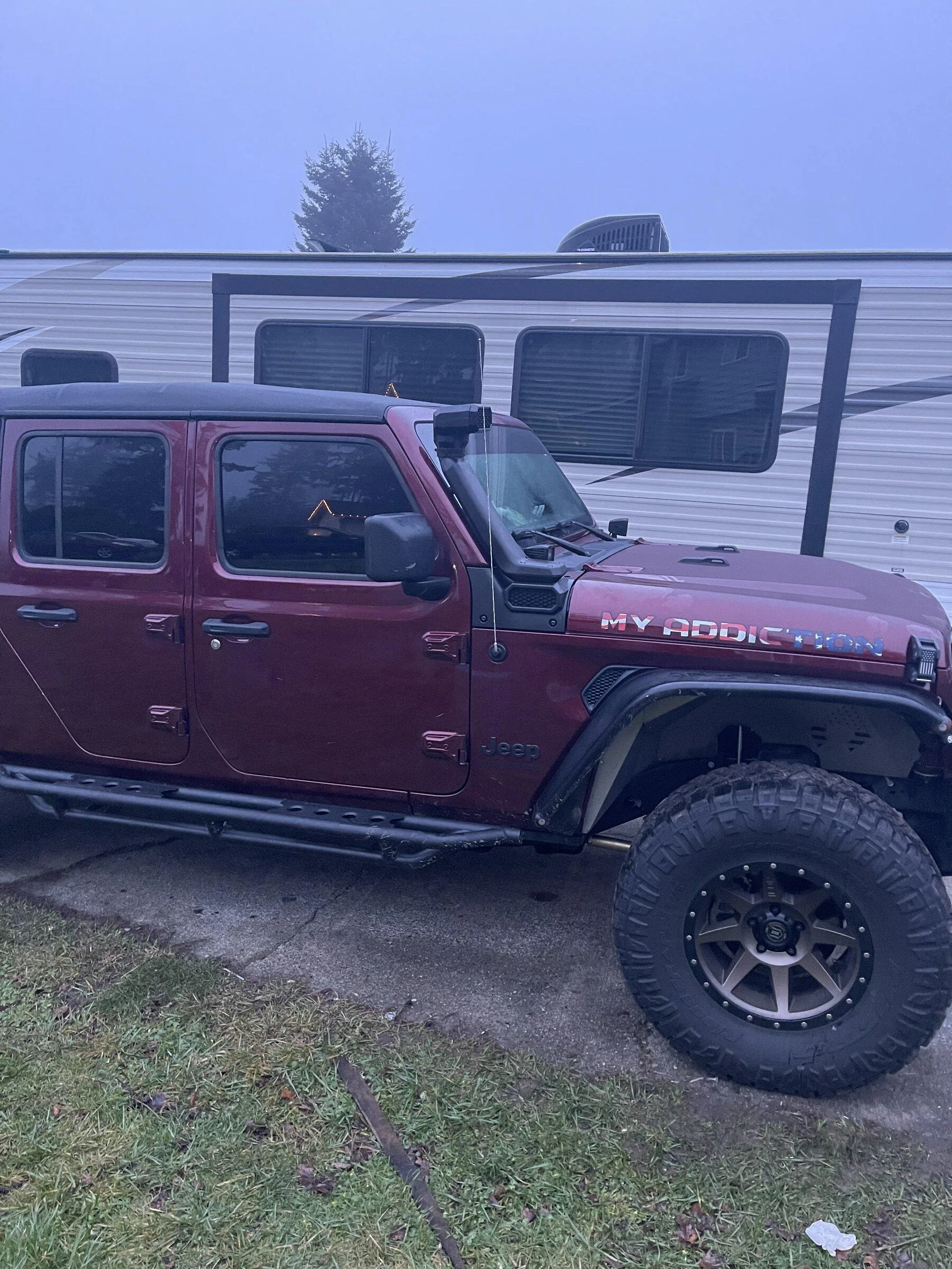 Jeep Gladiator 2 week old Sport build C1A770FC-FFFE-42C4-B77B-A733092C1ABF