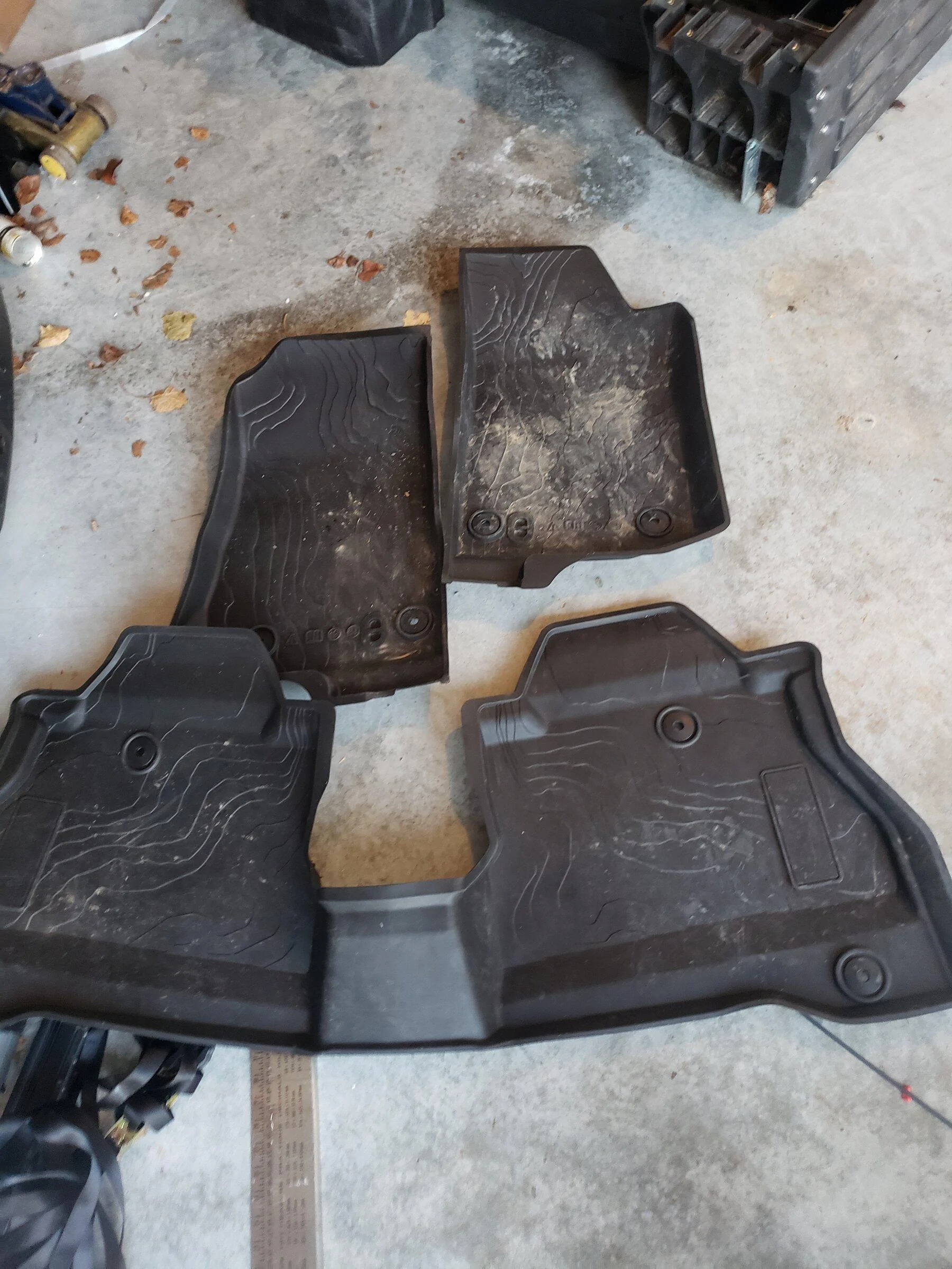 Jeep Gladiator Floor Liners 20220113_165225