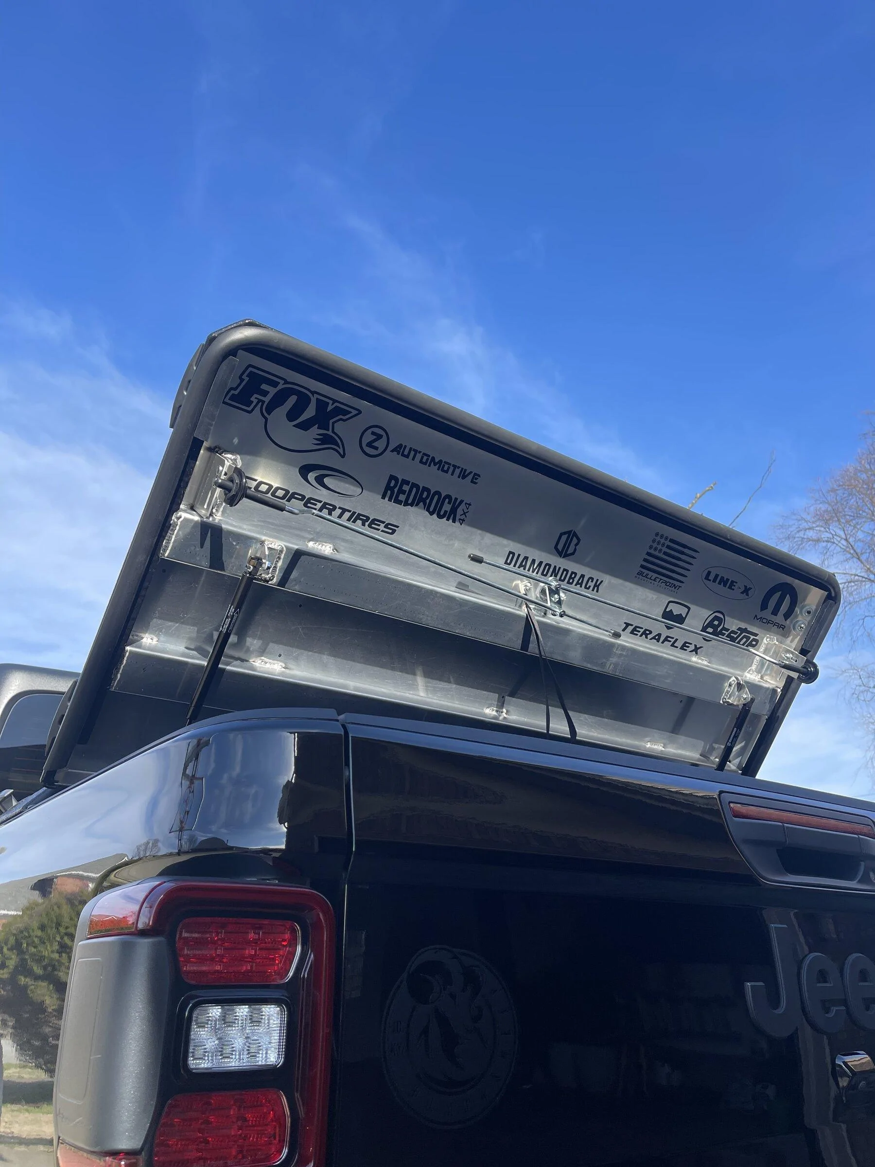 Jeep Gladiator DiamondBack Covers | General Thread 33910D29-B9AD-4118-879A-93EC9B61ADD1