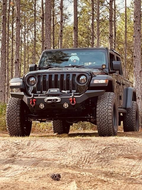 Jeep Gladiator ‘21 Diesel w/ Mopar 2” lift. Bad Front Rake. Gladiator at Citrus 9-1