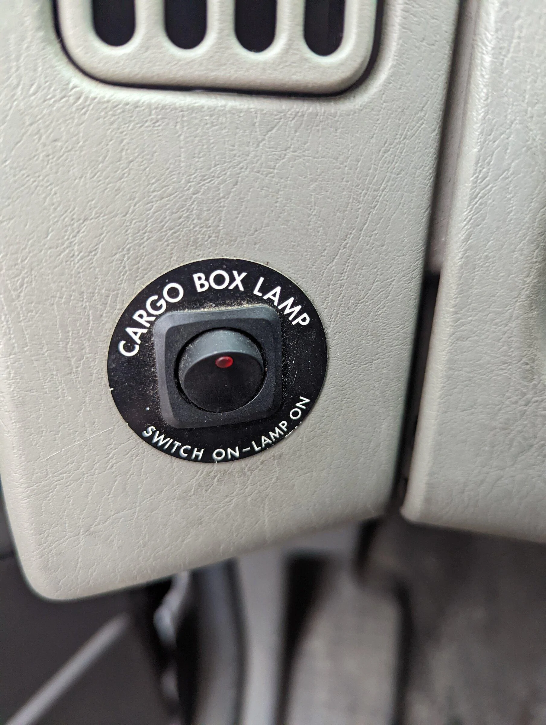 Jeep Gladiator Wierd button under steering wheel PXL_20220117_172607221