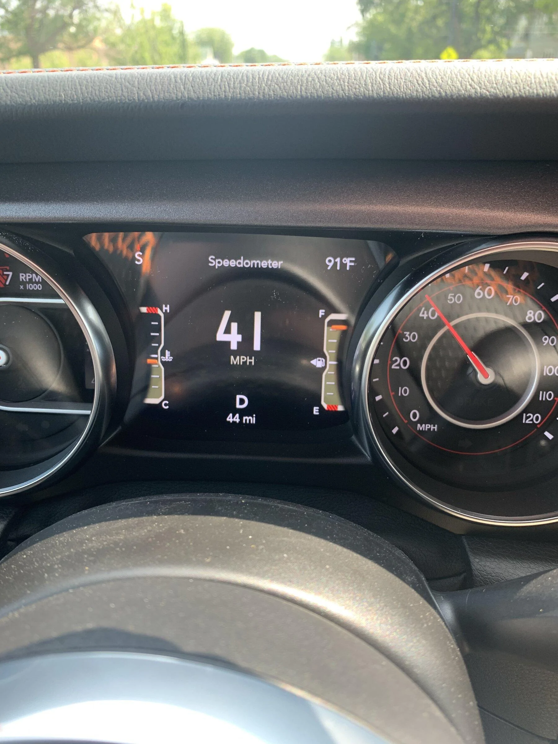 Jeep Gladiator Who has the lowest mileage on their JT? BE931BD8-5E98-4353-91D4-1A53116D7DDA