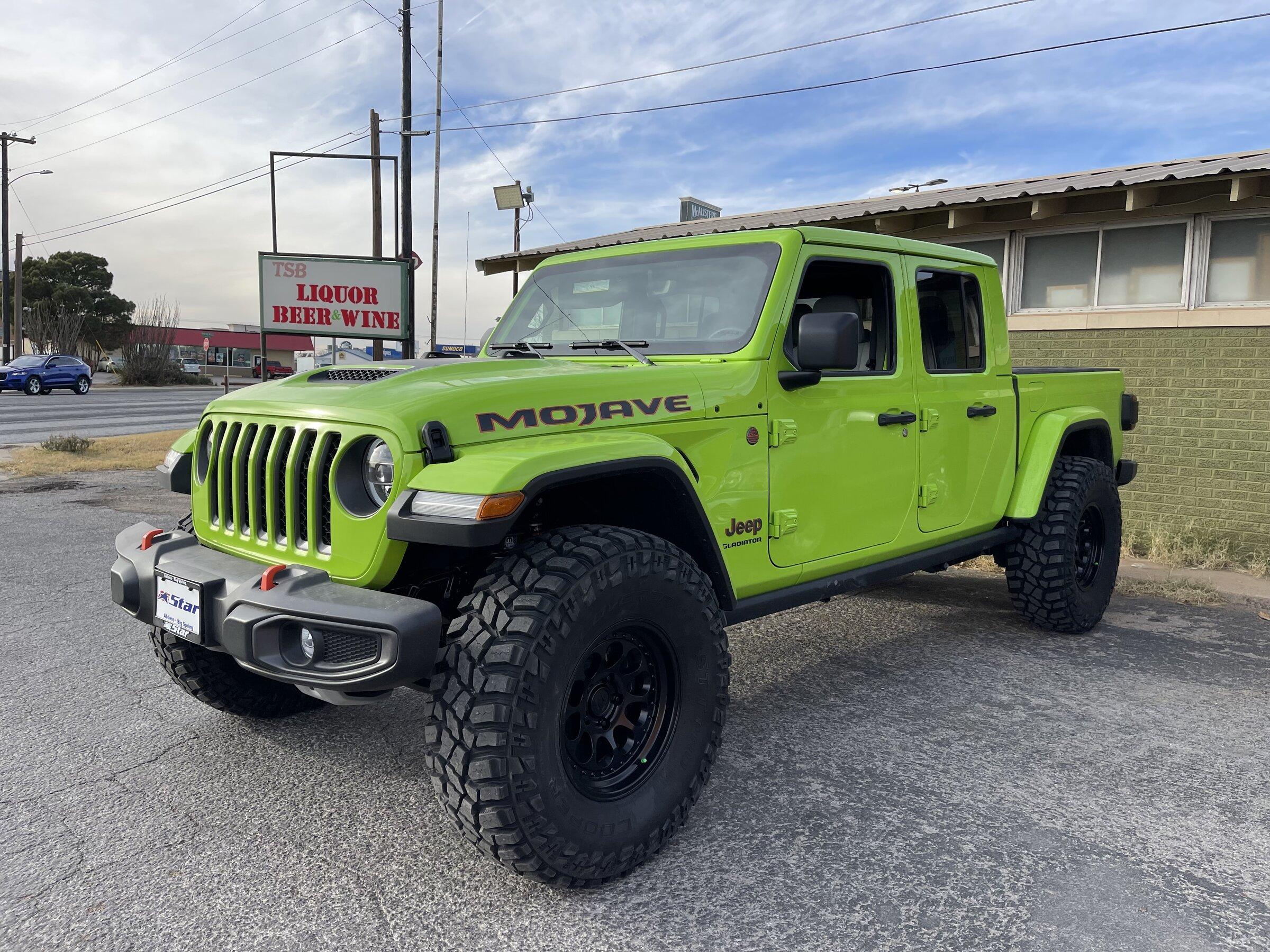 Jeep Gladiator Stock Mojave w/ 37s Thread 504B6486-6A65-4FA7-A561-AB66D876403D