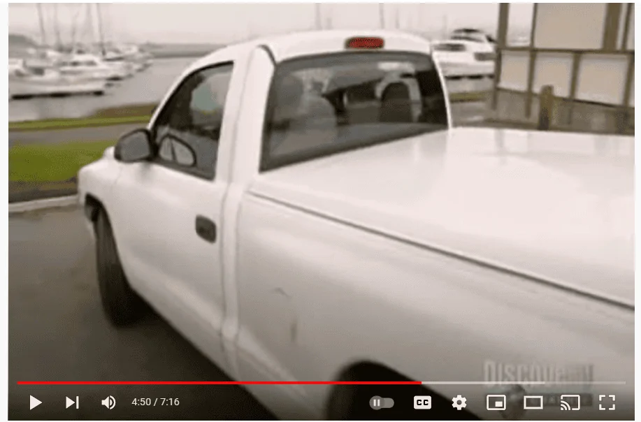 Jeep Gladiator Roll-Up Tonneau Cover Affecting MPG 1642479480880