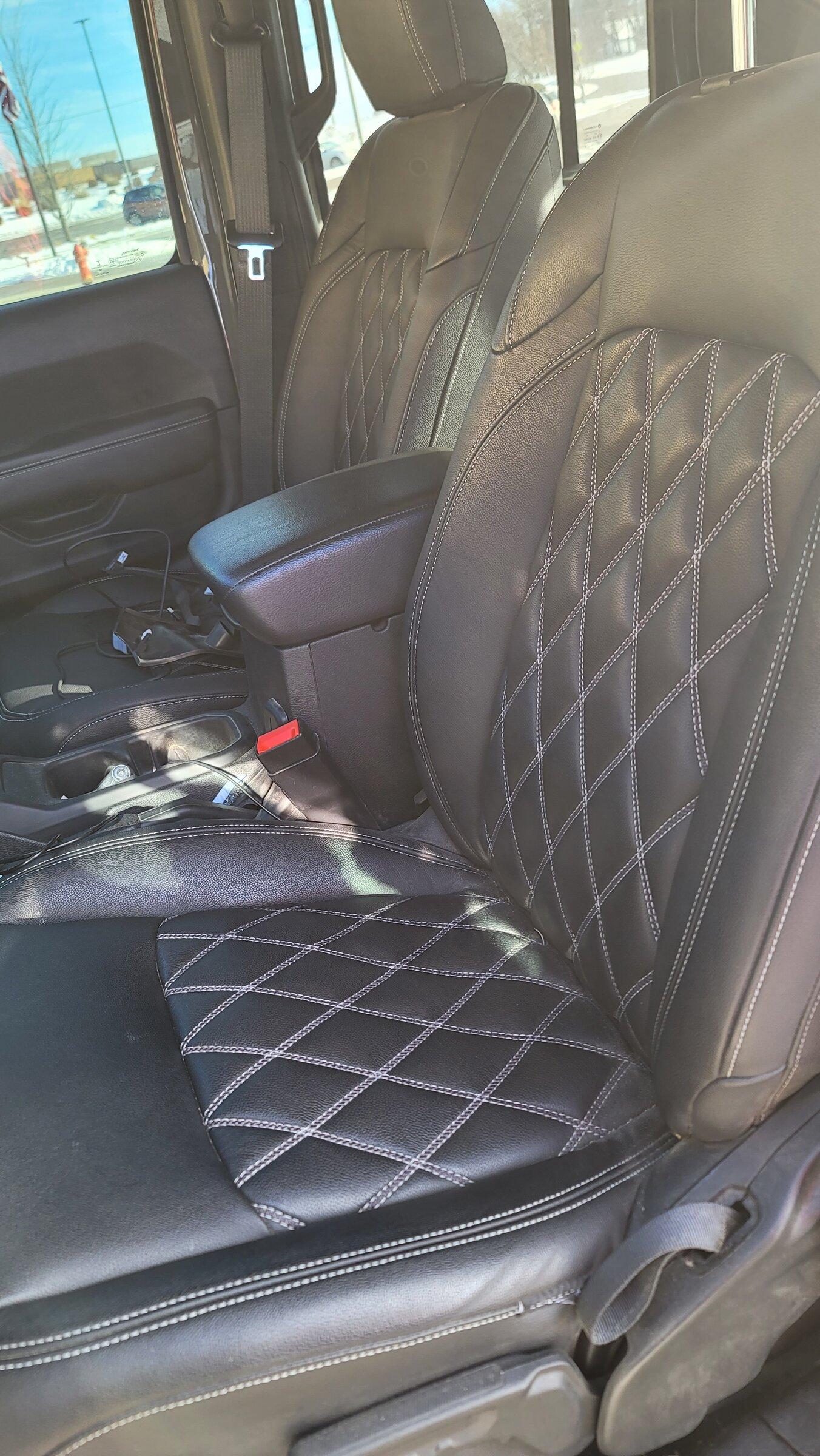 Jeep Gladiator Aftermarket Seats? 2021-12-13 13.12.56