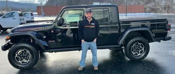 Jeep Gladiator MY22 Only - Anyone moved to D1? Me in my Gladitor