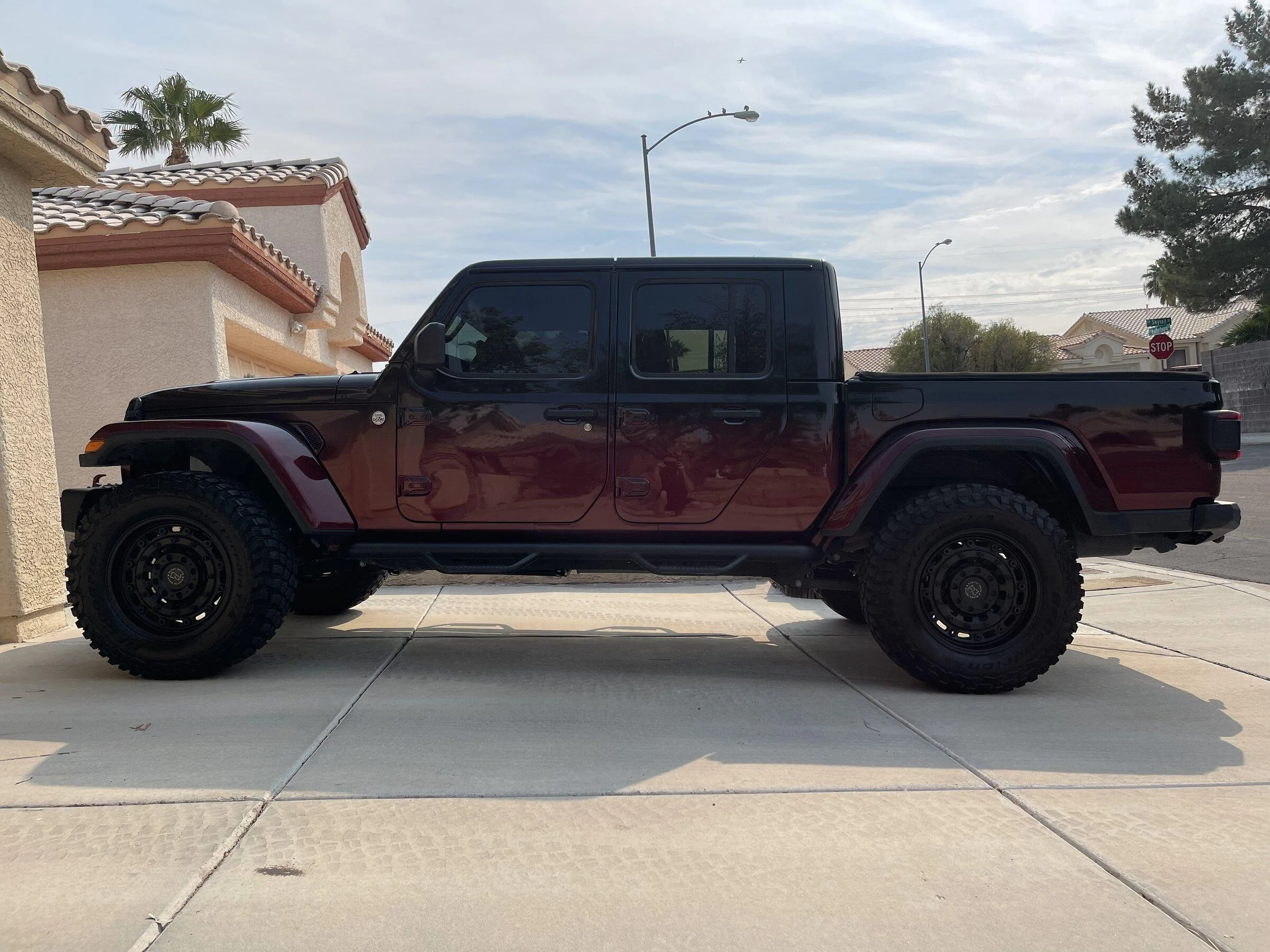 Jeep Gladiator 2020 Jeep Gladiator Overland custom built by SCA Performance 5F3865E0-8639-4D2E-82A5-161DE2DA9DD7