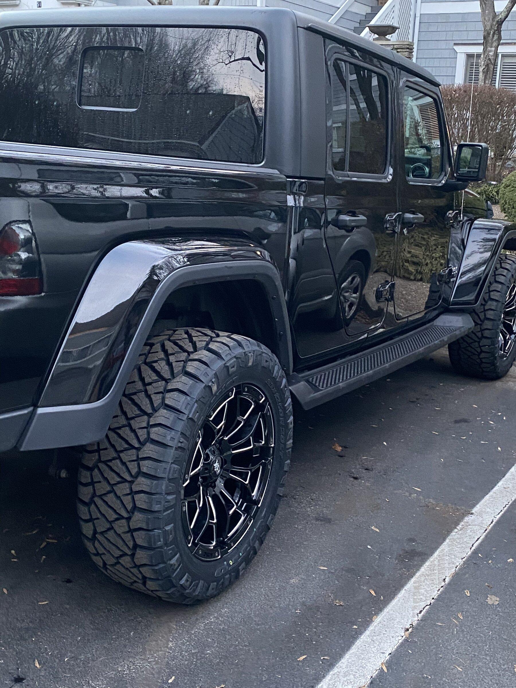 Jeep Gladiator XD 841 Boneyard 20x9 33” 7FAB79FD-9BBC-42C3-9956-E3BC1DB31A6B
