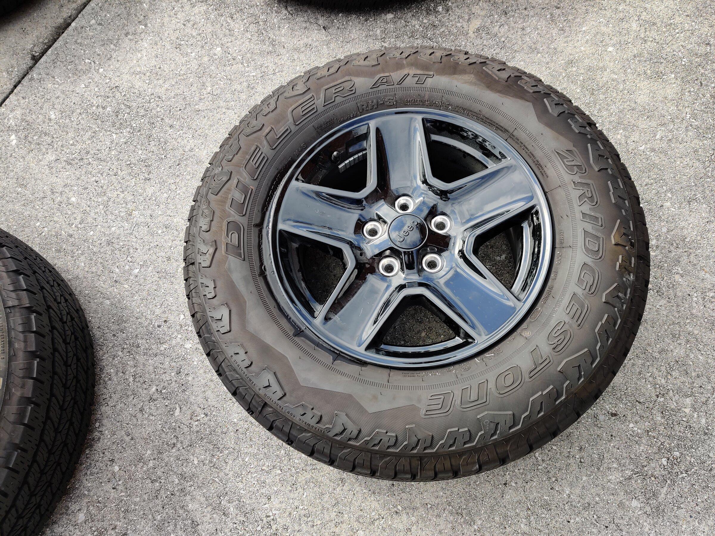 Jeep Gladiator 4 Sport S Gloss black wheels/tires for sale, plus spare (lowered price, OBO) IMG_20220101_125121