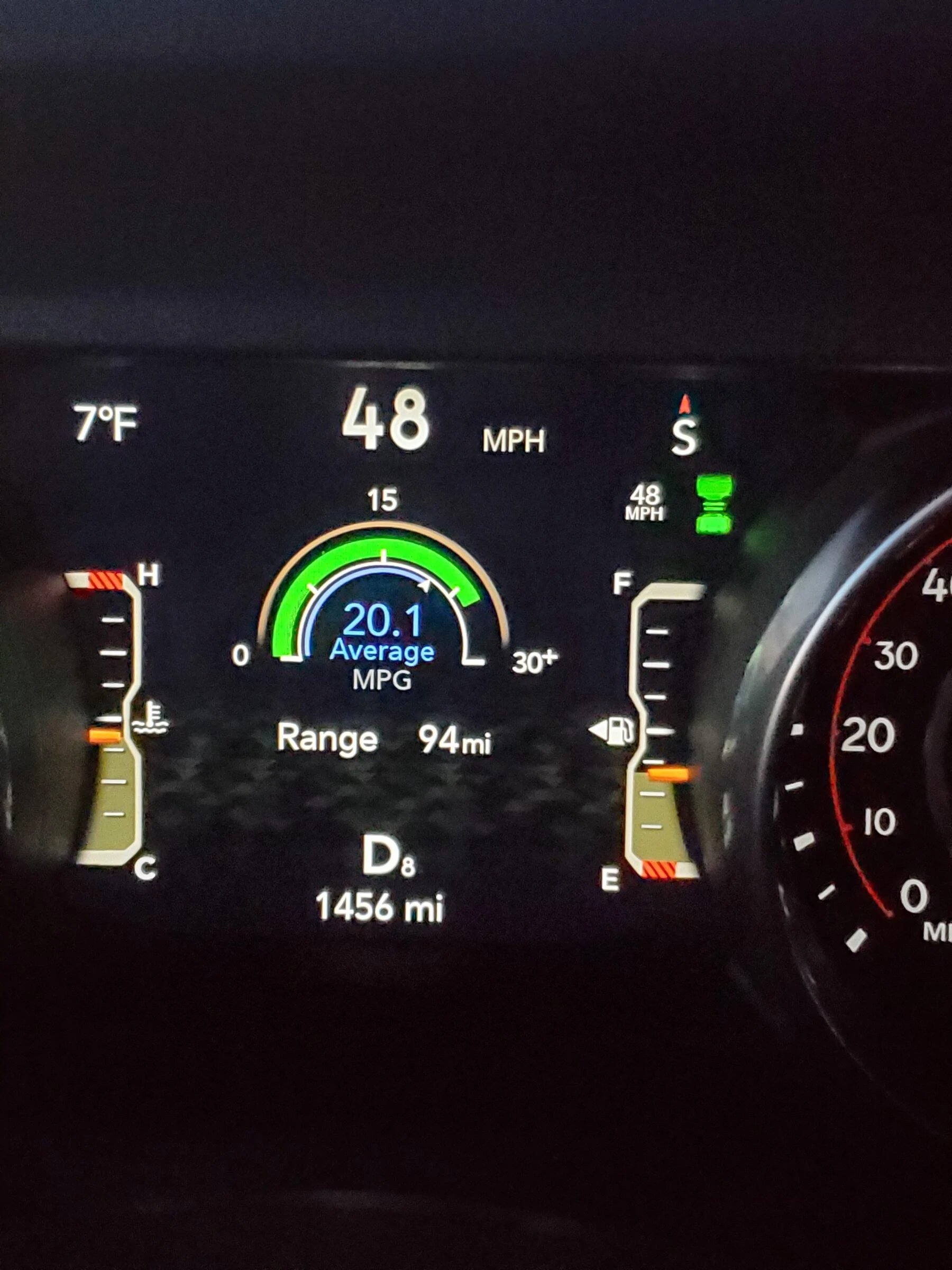 Jeep Gladiator Where is the instant MPG display setting? 20220120_074417
