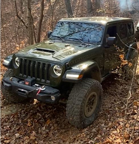 Jeep Gladiator 37s factory rubicon wheels 7BA61B5F-23FB-4445-8FFC-6665E5BFA57F