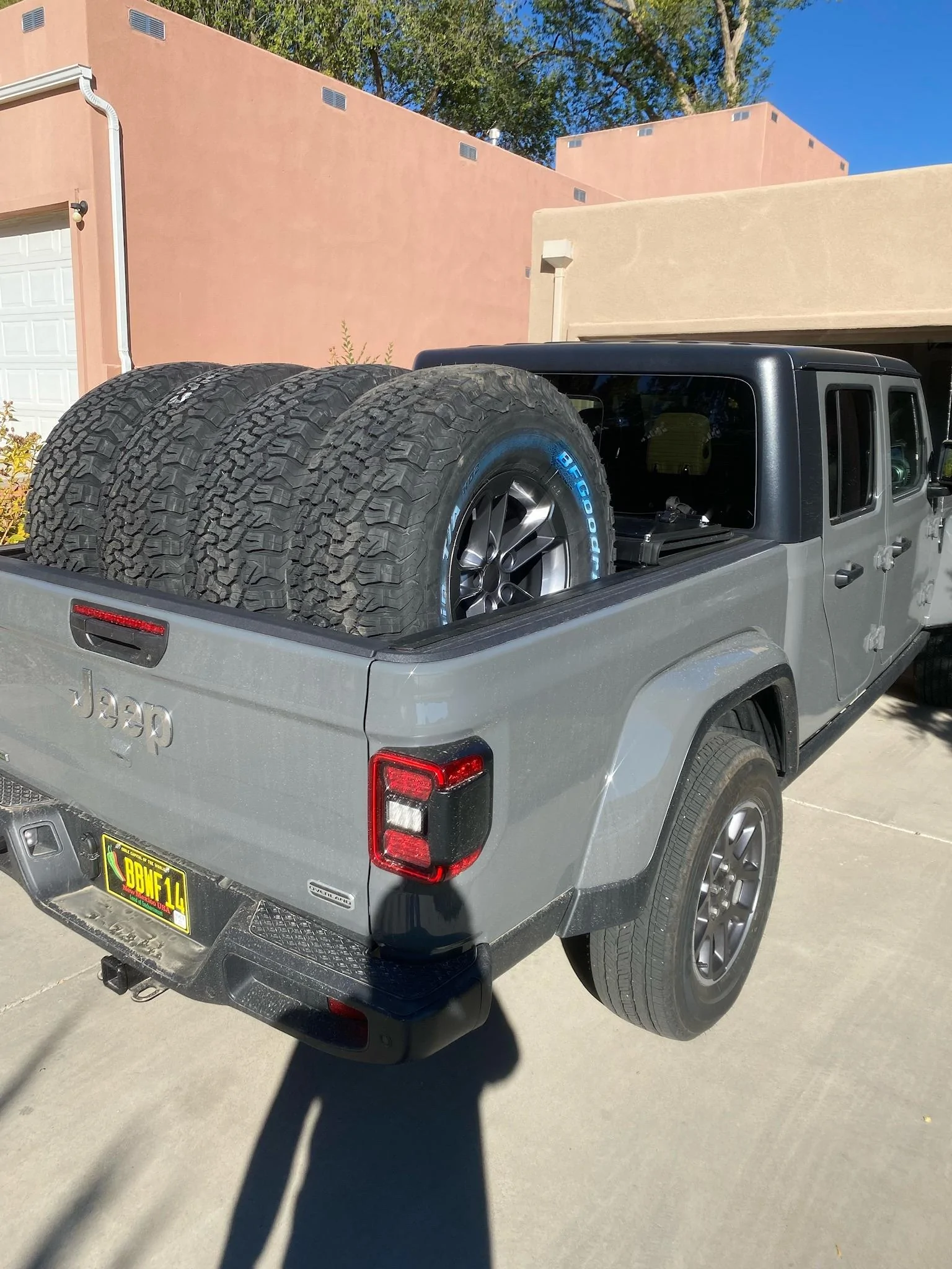 Jeep Gladiator Bed Cover Preference: Roll Up or Flip Up, and Why? 9F81163C-26E6-4498-9731-119A09A745E7