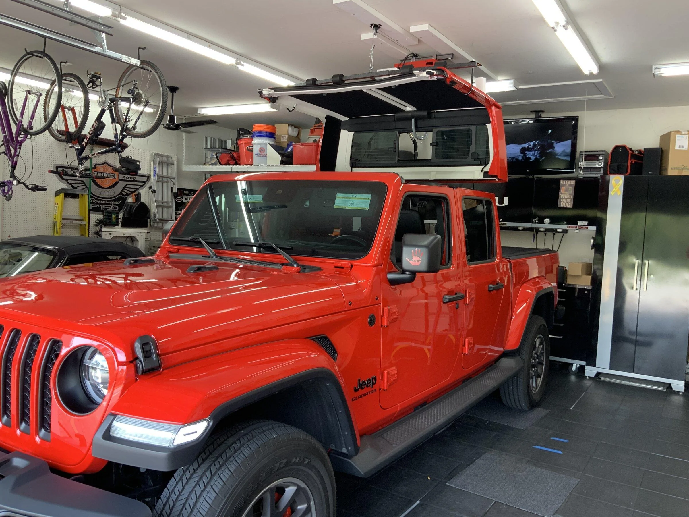 Jeep Gladiator Show Me Your Jeep Garage! C705C08E-4FAF-4D58-B5A2-2E7C586A0504