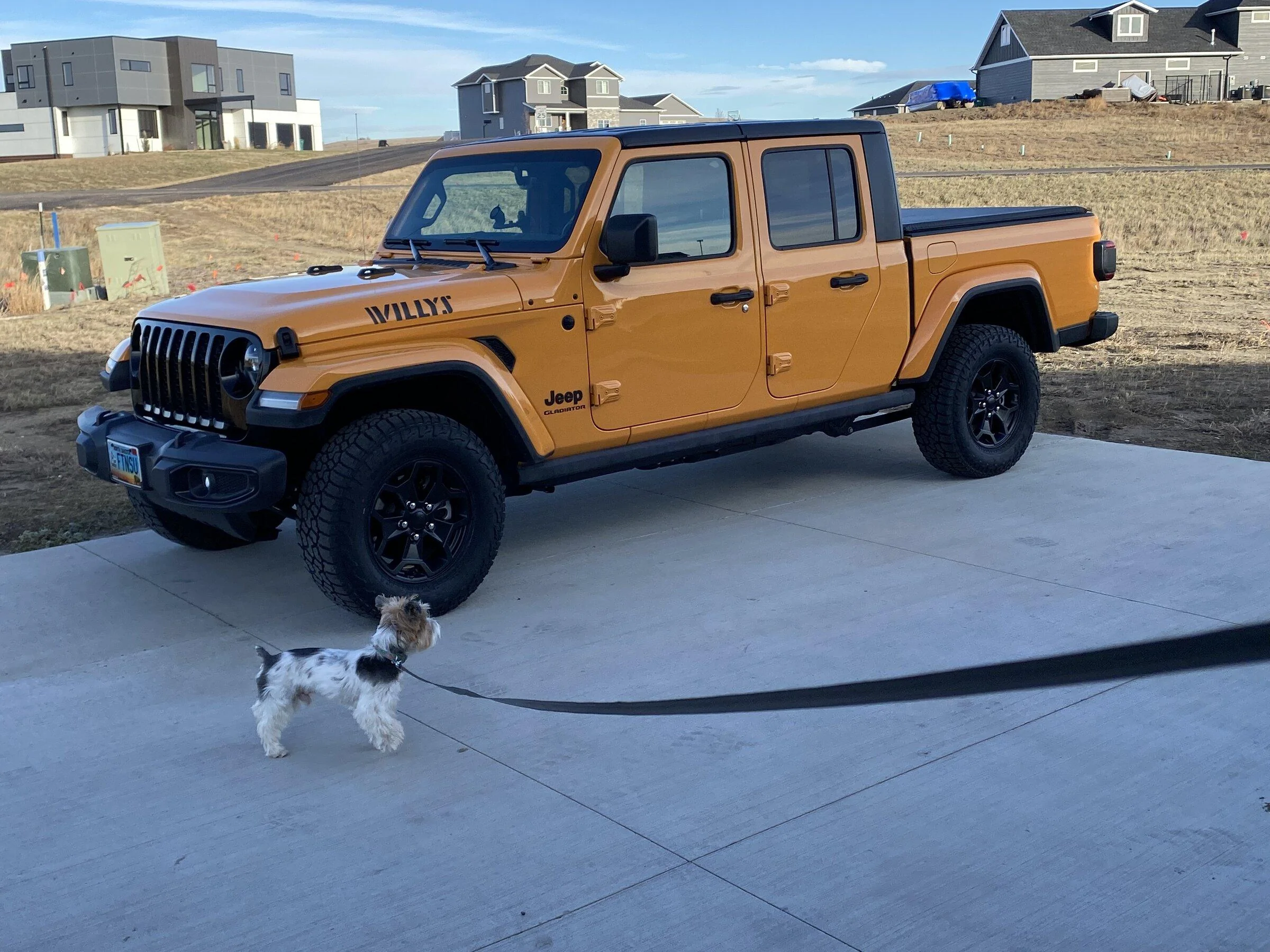 Jeep Gladiator WILLYS Edition Gladiator JT Club C6CF5B45-FE91-44DC-983E-85F68155FCC3
