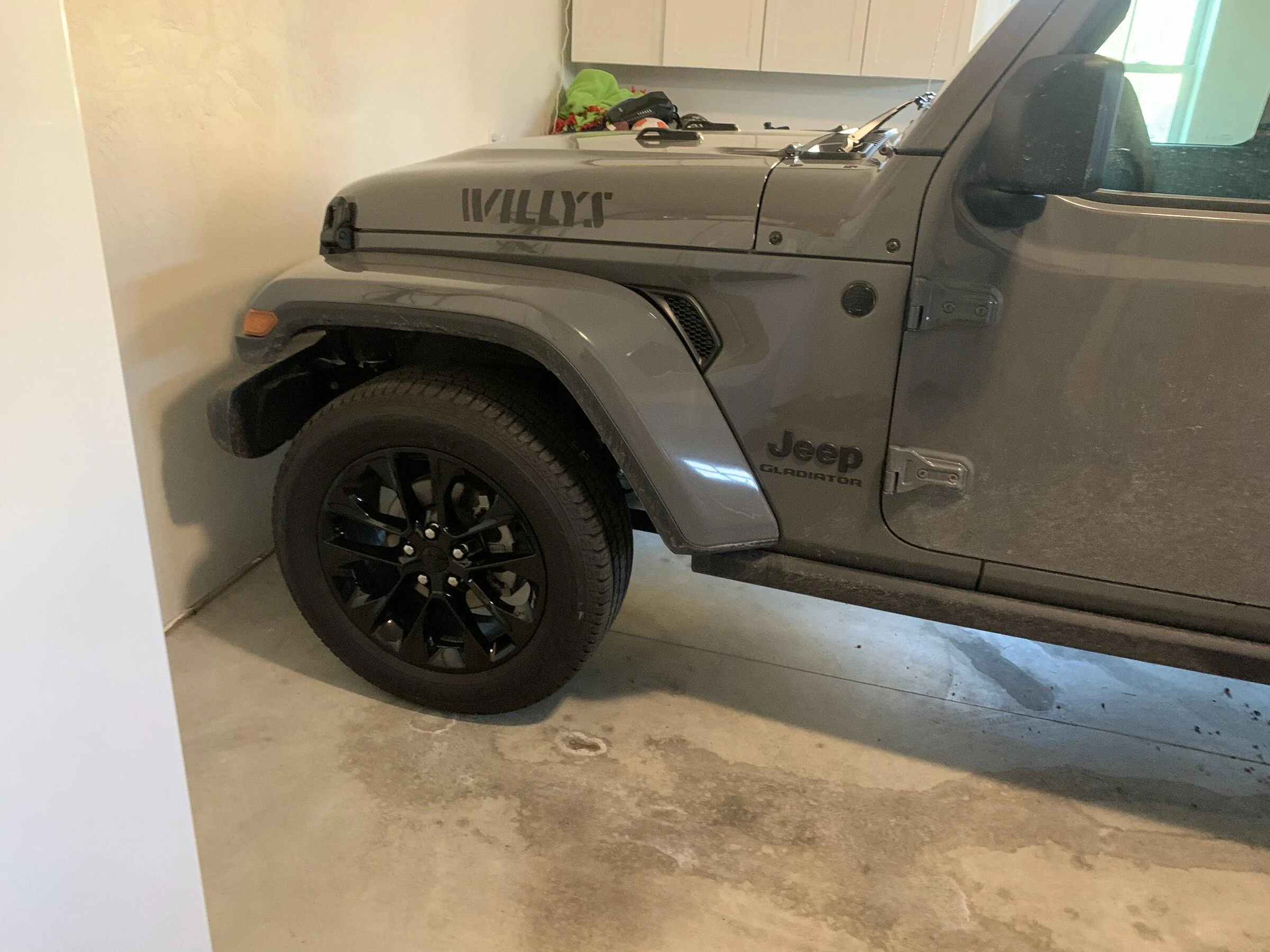 Jeep Gladiator 20 inch wheels tires high altitude$1200 24E055A5-5575-4F56-BE6E-7B2A5E7FB35D