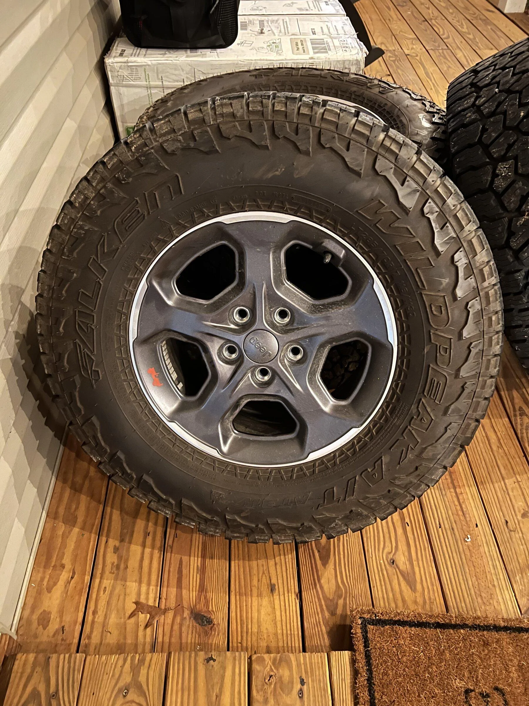 Jeep Gladiator Rubicon Tires, Wheels and Suspension Take-offs Georgia, North Carolina, Tennessee IMG_1357
