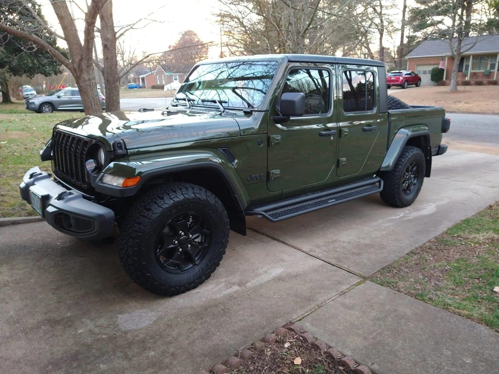 Jeep Gladiator Request: Side Steps photos 271805311_10227924966898369_4105292311779555434_n