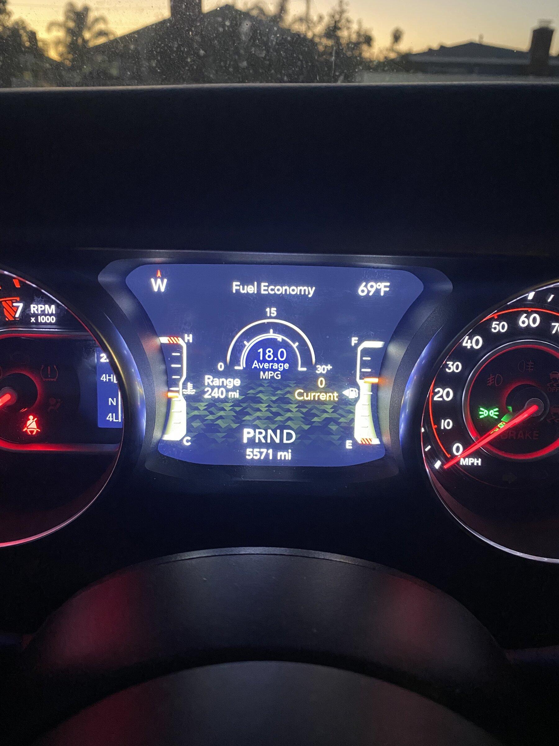 Jeep Gladiator 10mpg w/37's 2E1C72E7-19D7-435B-8D17-C12747A59A46