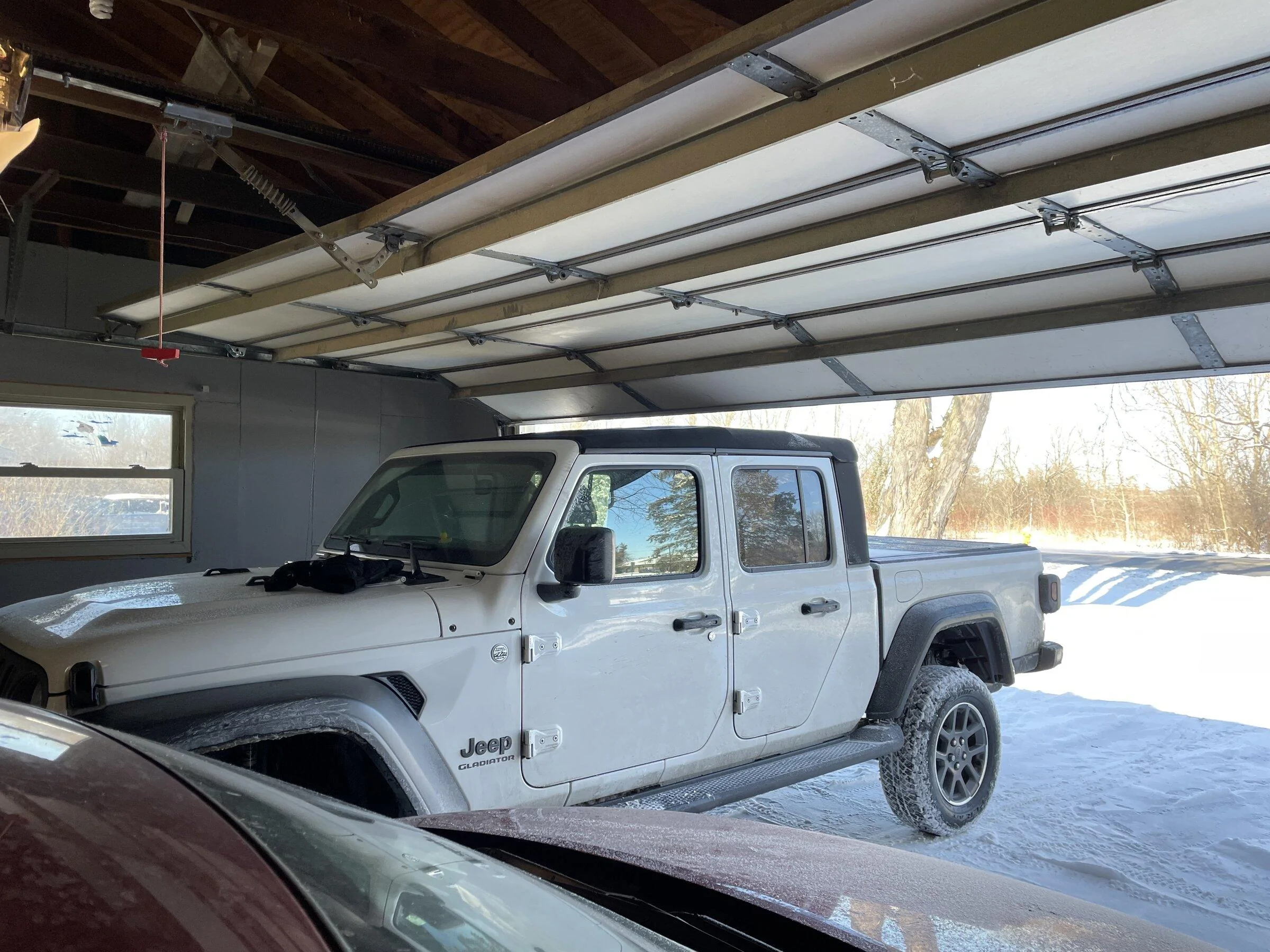 Jeep Gladiator Debating on 33s or 35s to fit in my garage 67D5250F-81EF-4EAE-A4C4-02D439F6F4C5