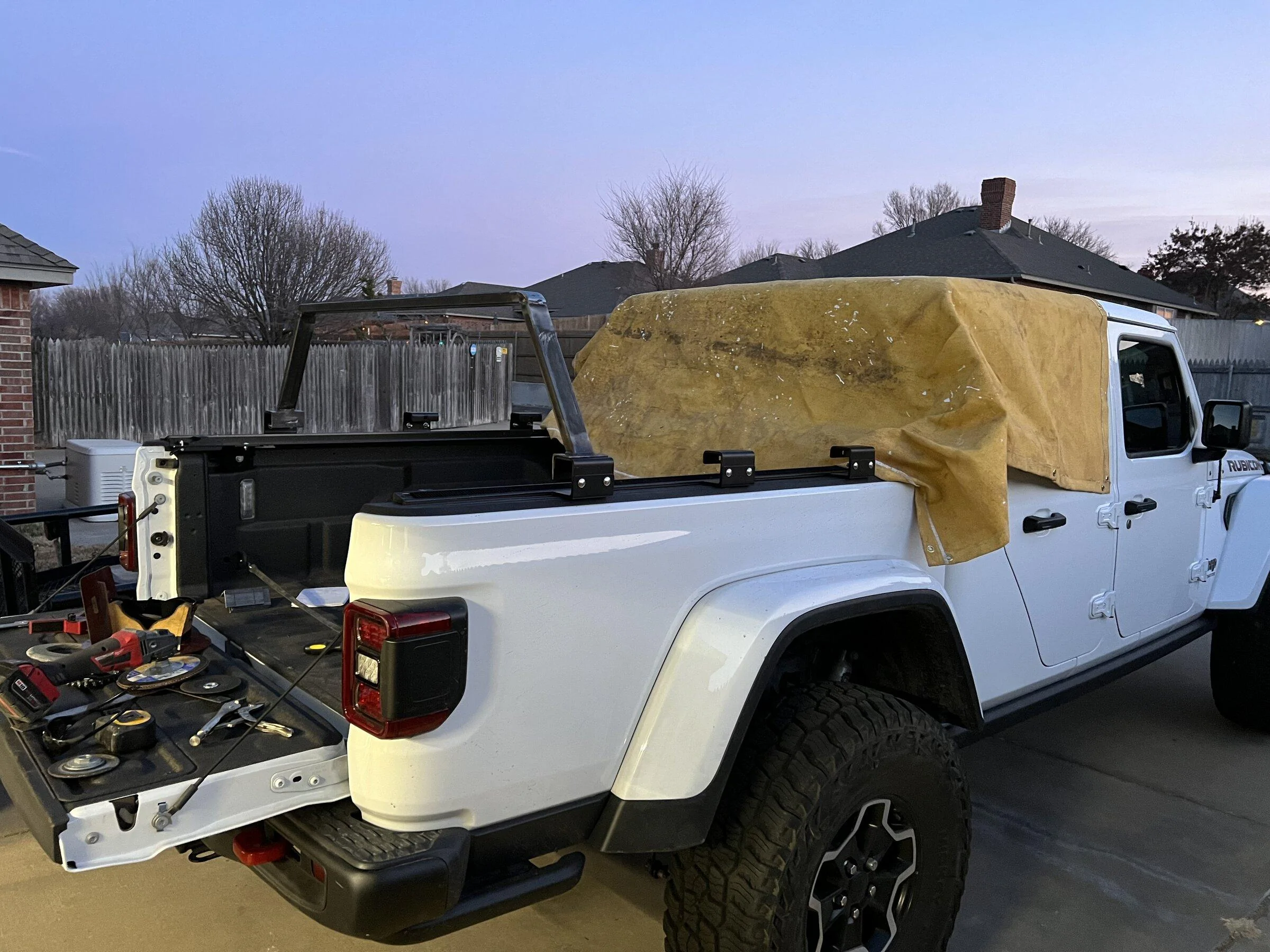 Jeep Gladiator Built not bought bed rack 483D795F-4A58-40D1-B0B6-A2F962608F5E