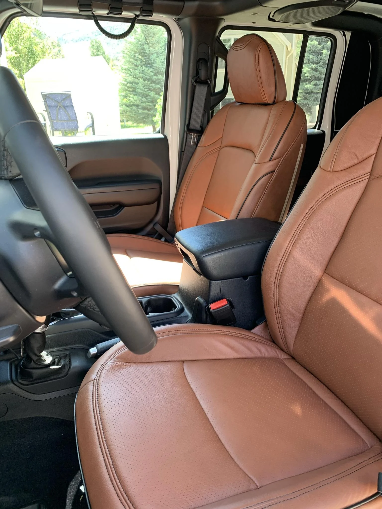 Jeep Gladiator Custom Red Interior w/ Medium Red Katzkin Seat Covers & Custom Pieces 028A0A7D-18BB-4318-B9E1-E8C53FC5C382