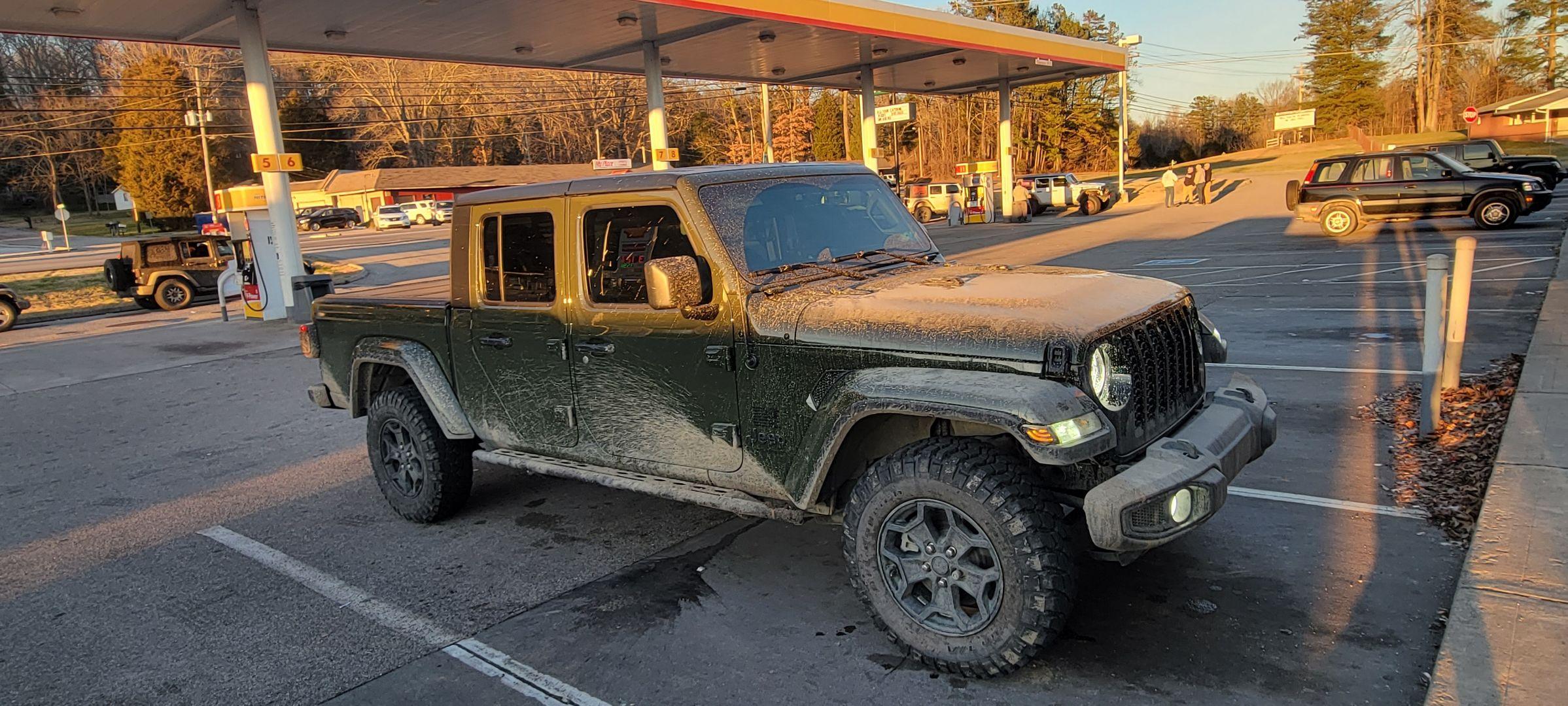 Jeep Gladiator Clayton Offroad Leveling Snapchat-1081993565