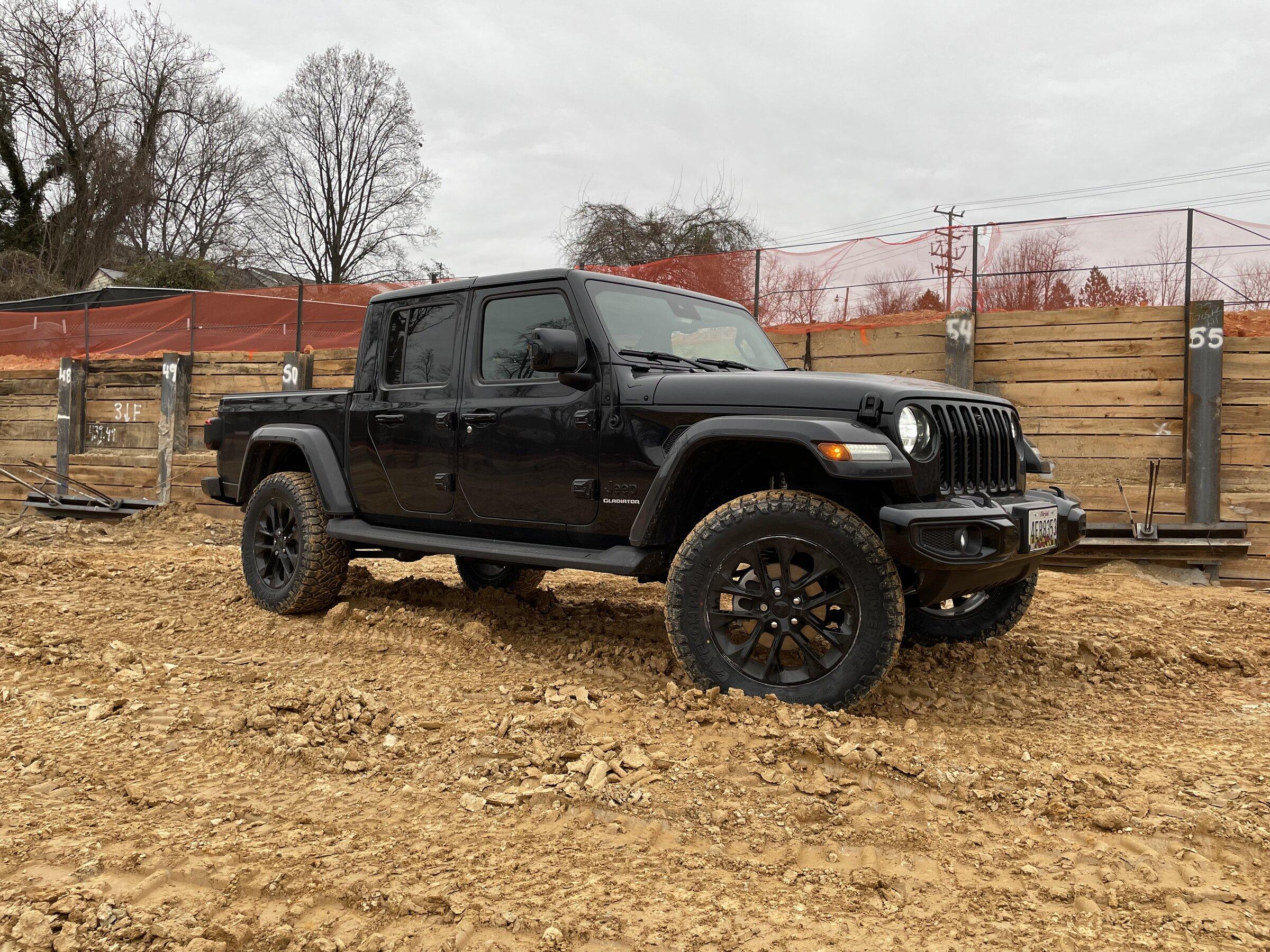 Jeep Gladiator High Altitude's with bigger rubber on stock wheels F08E1ACC-B566-4F05-841F-1E0FE980FF70