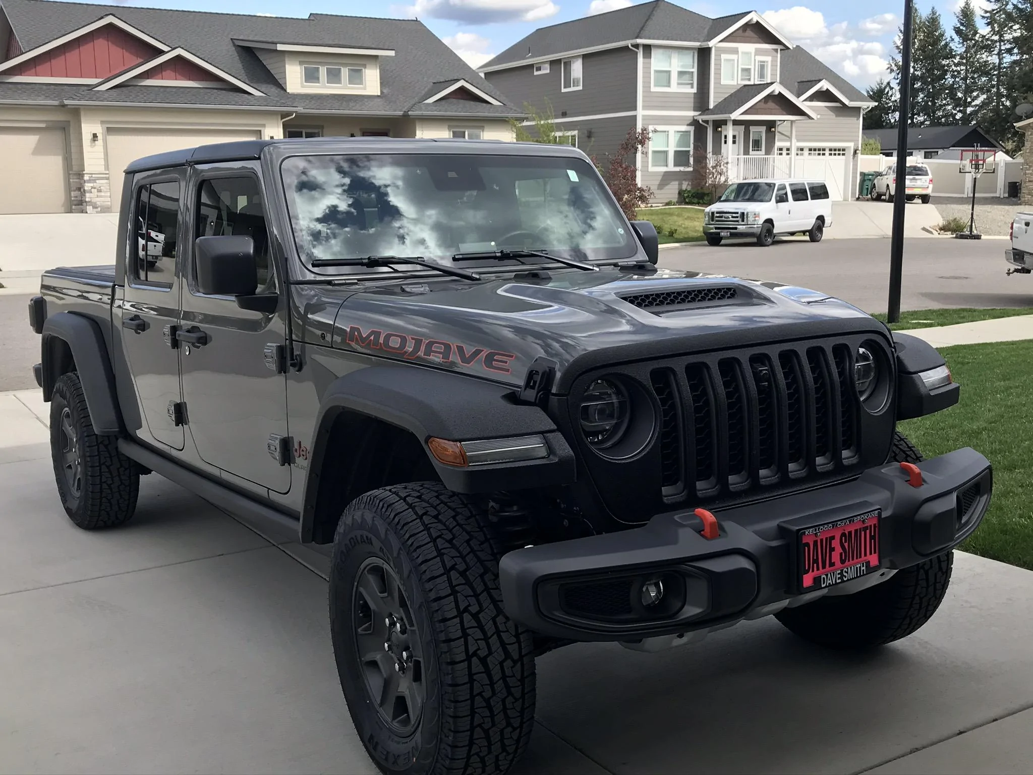 Jeep Gladiator STING GRAY Gladiator JT Club C8373072-AE5B-4D13-81EE-AAC6ECE40BCB