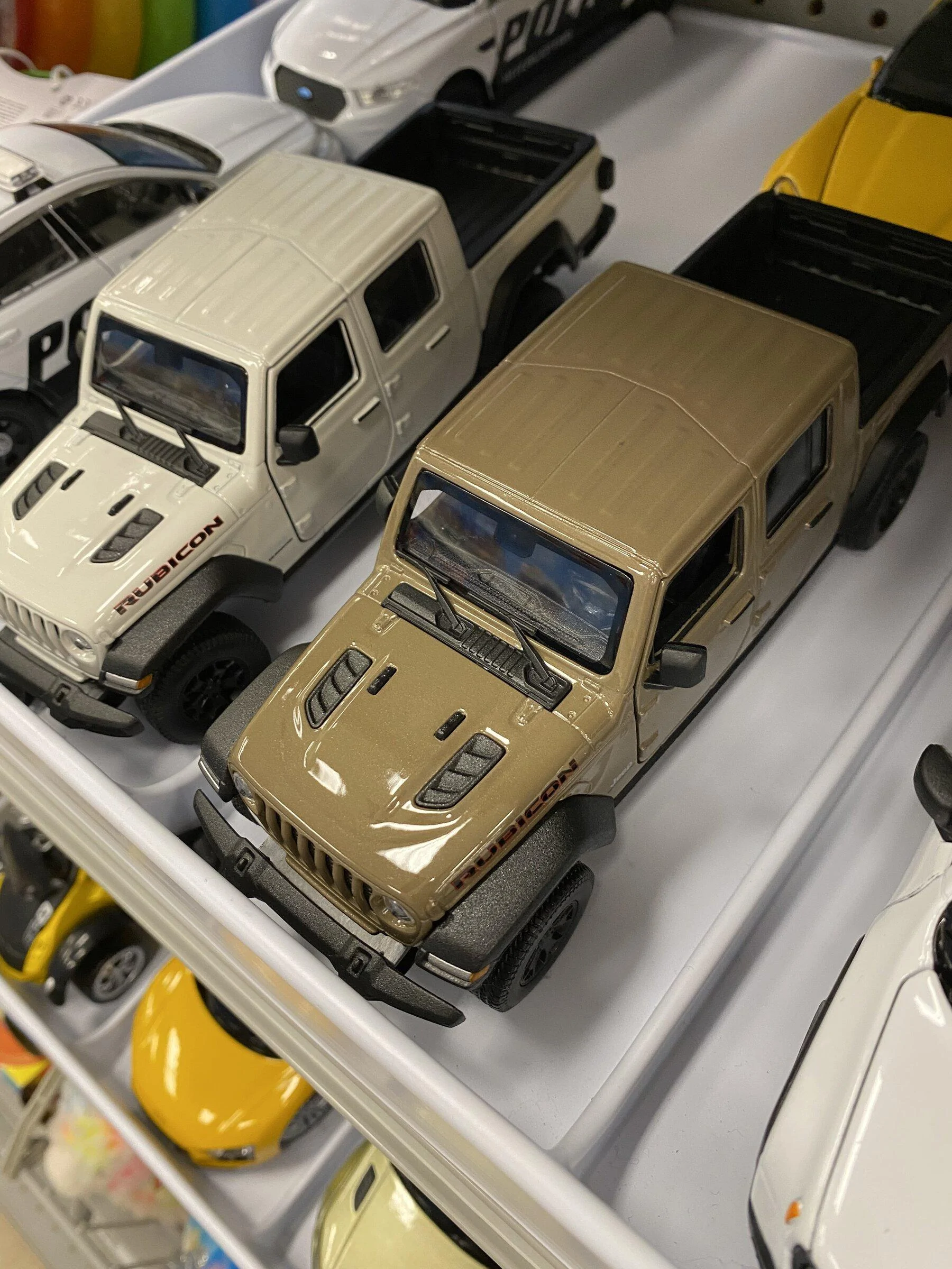 Jeep Gladiator Toys? EA5C332A-4160-4EEA-8FD0-4658FAF73E0B