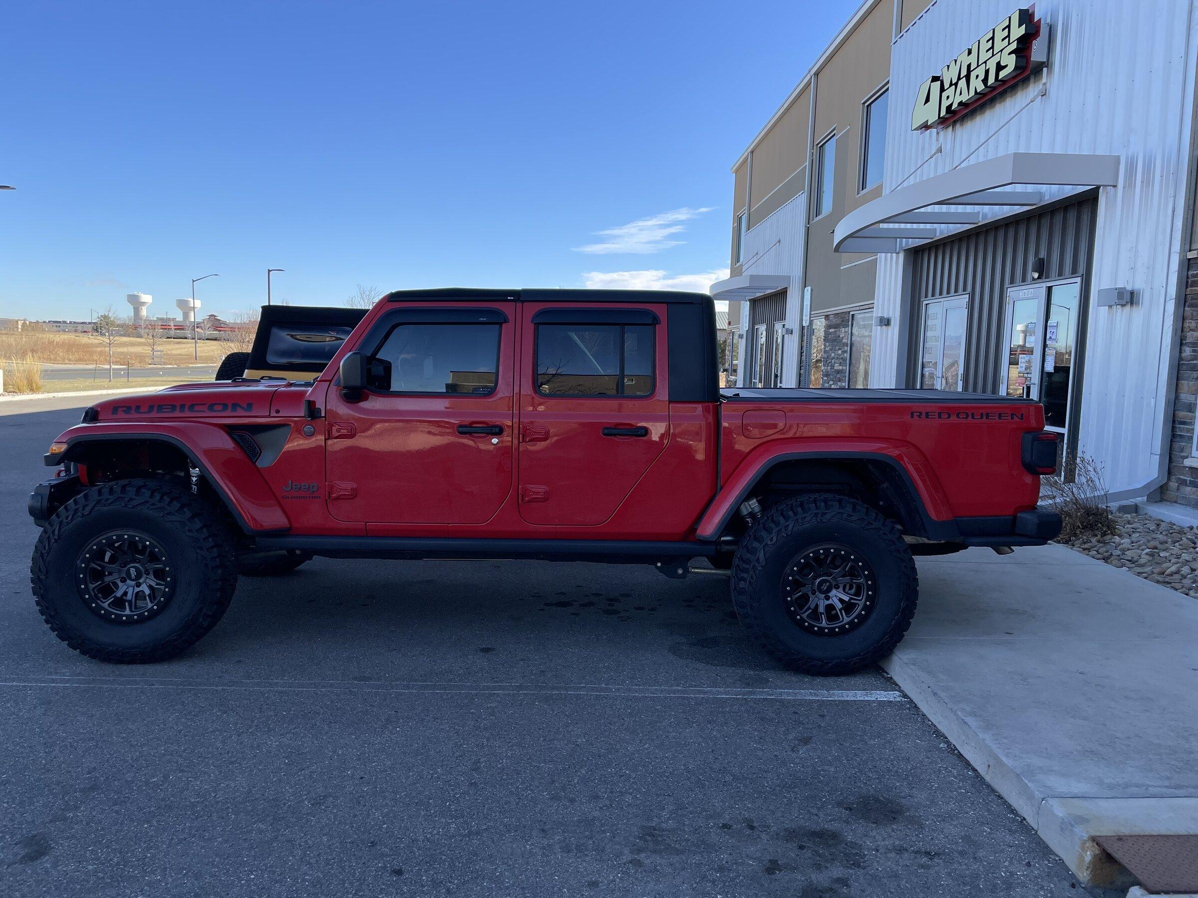 Jeep Gladiator 37s factory rubicon wheels 08CD6C49-E5C9-48FB-B3E5-98C3476197D4