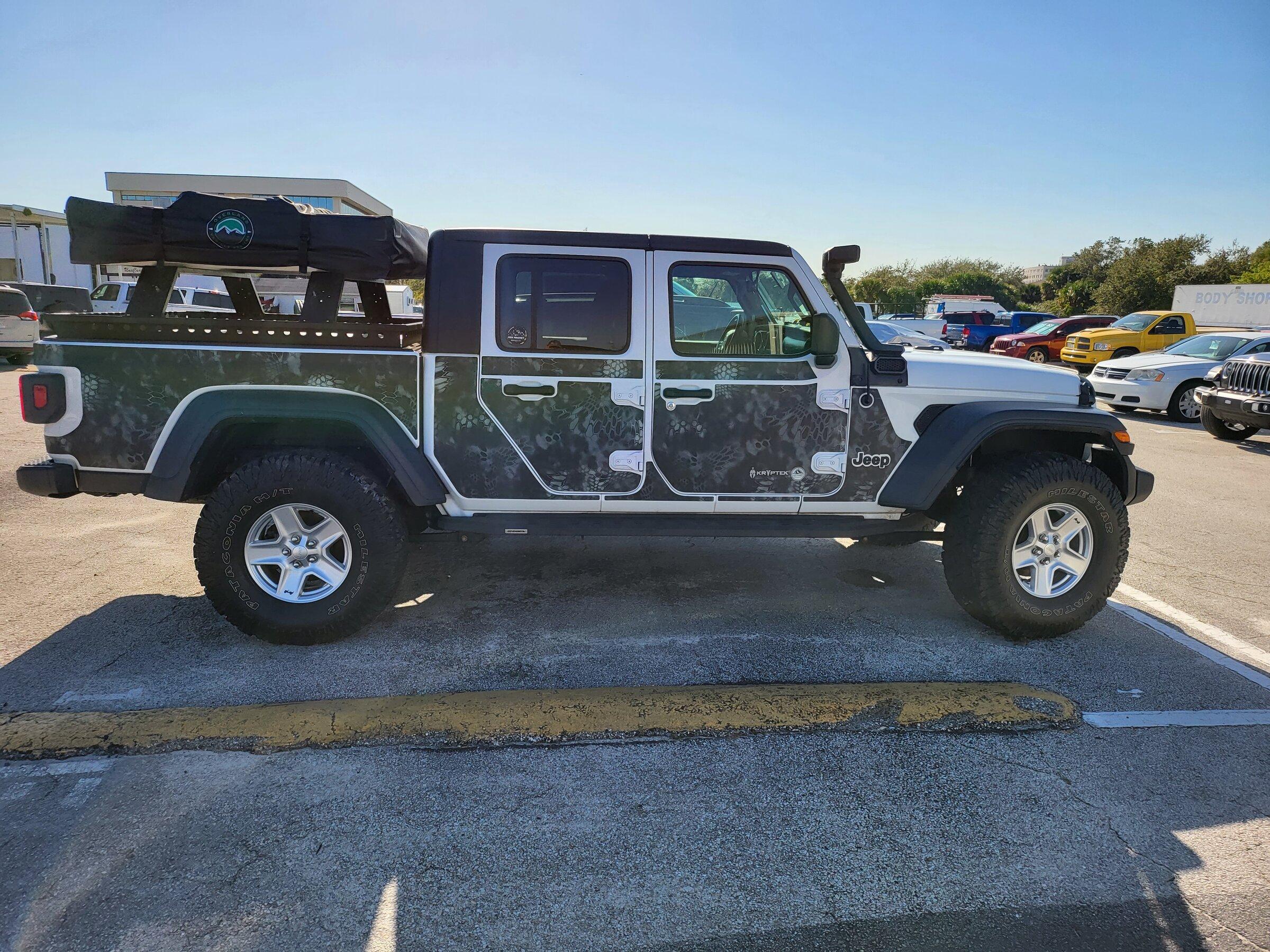 Jeep Gladiator American Trail Products bed rack 20220103_105306