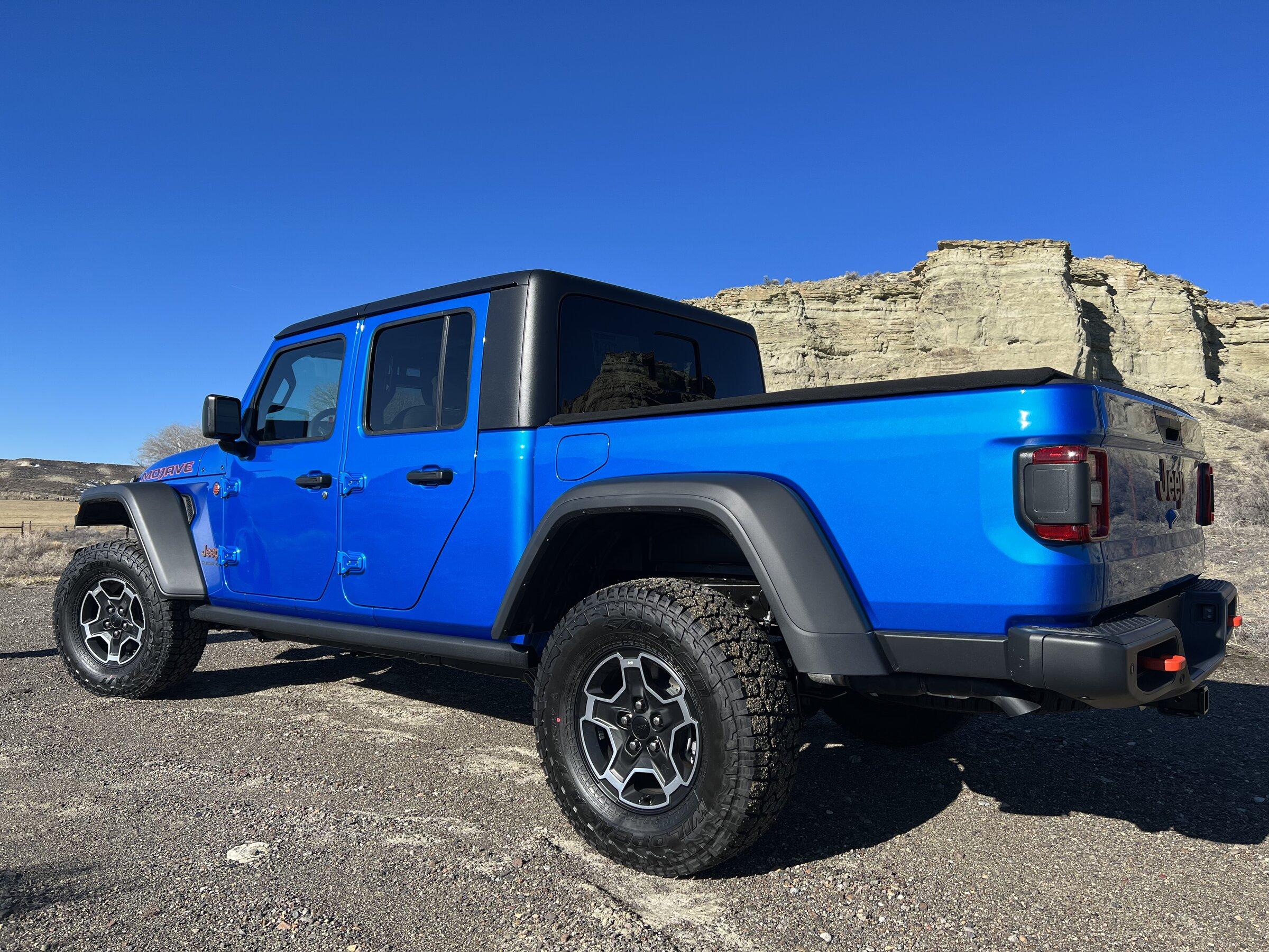 Jeep Gladiator Gladiator Glamour Shots A1E4C9F2-4E57-46AC-B99A-3ACA1FB062F5