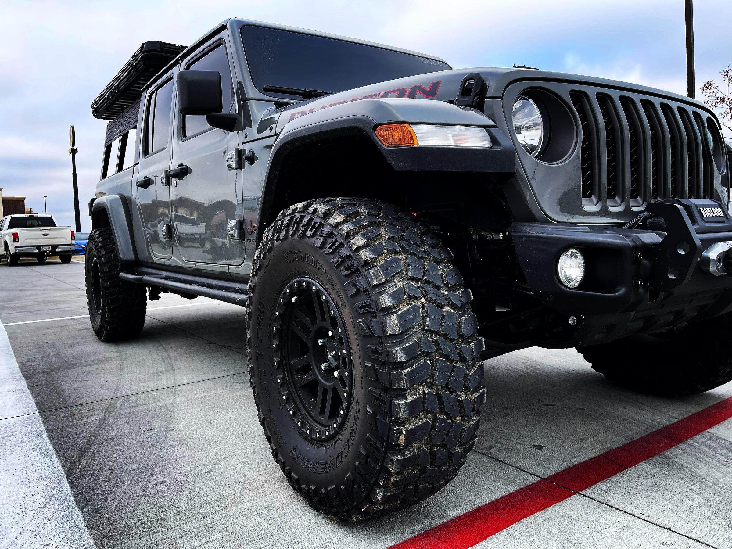 Jeep Gladiator Lets see all those Gladiators with lifts and bigger tires! 983C05EC-2C3A-4AEF-AF9D-FCB63F19CA0A